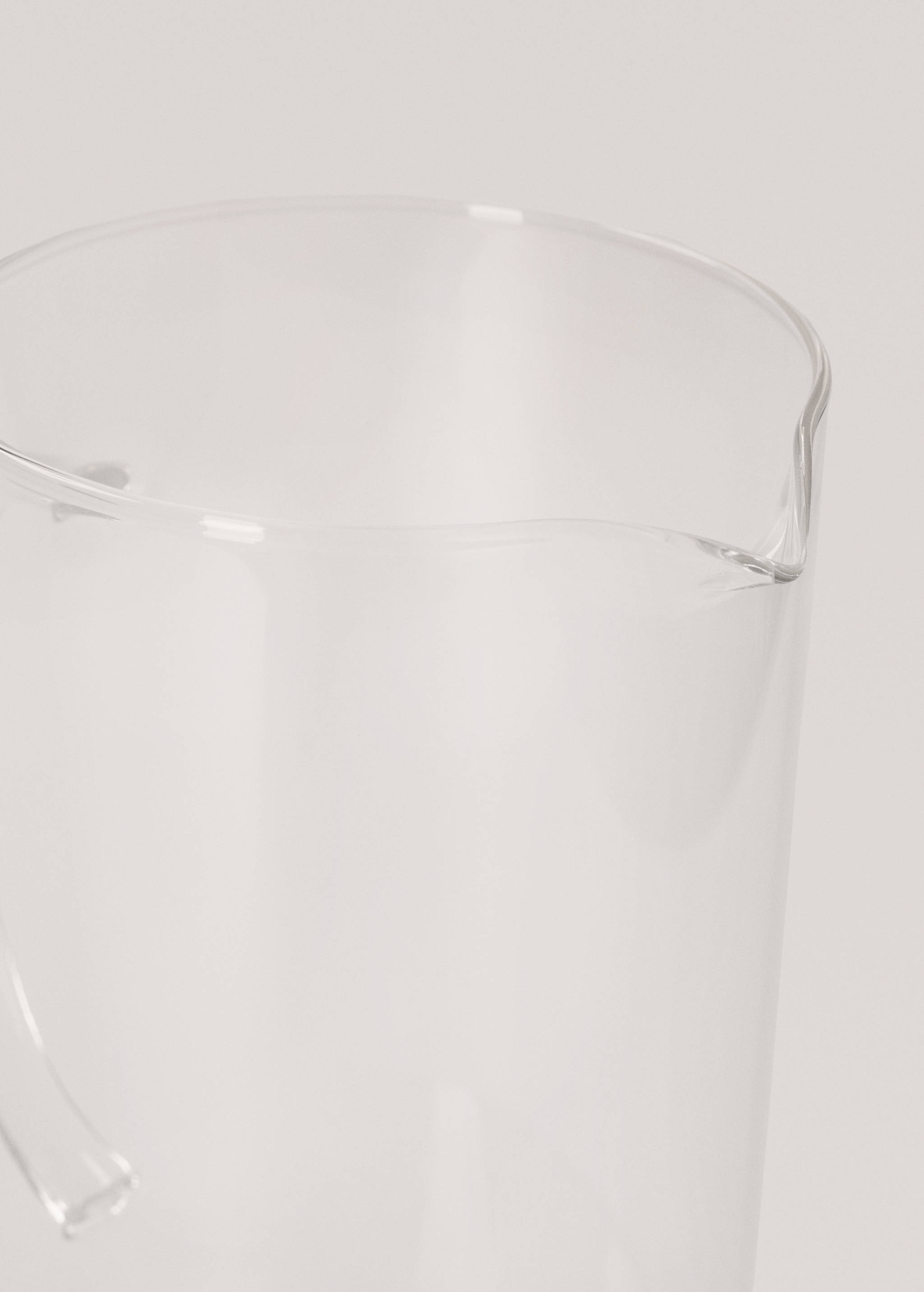 Large borosilicate jug with design and handle - Details of the article 2