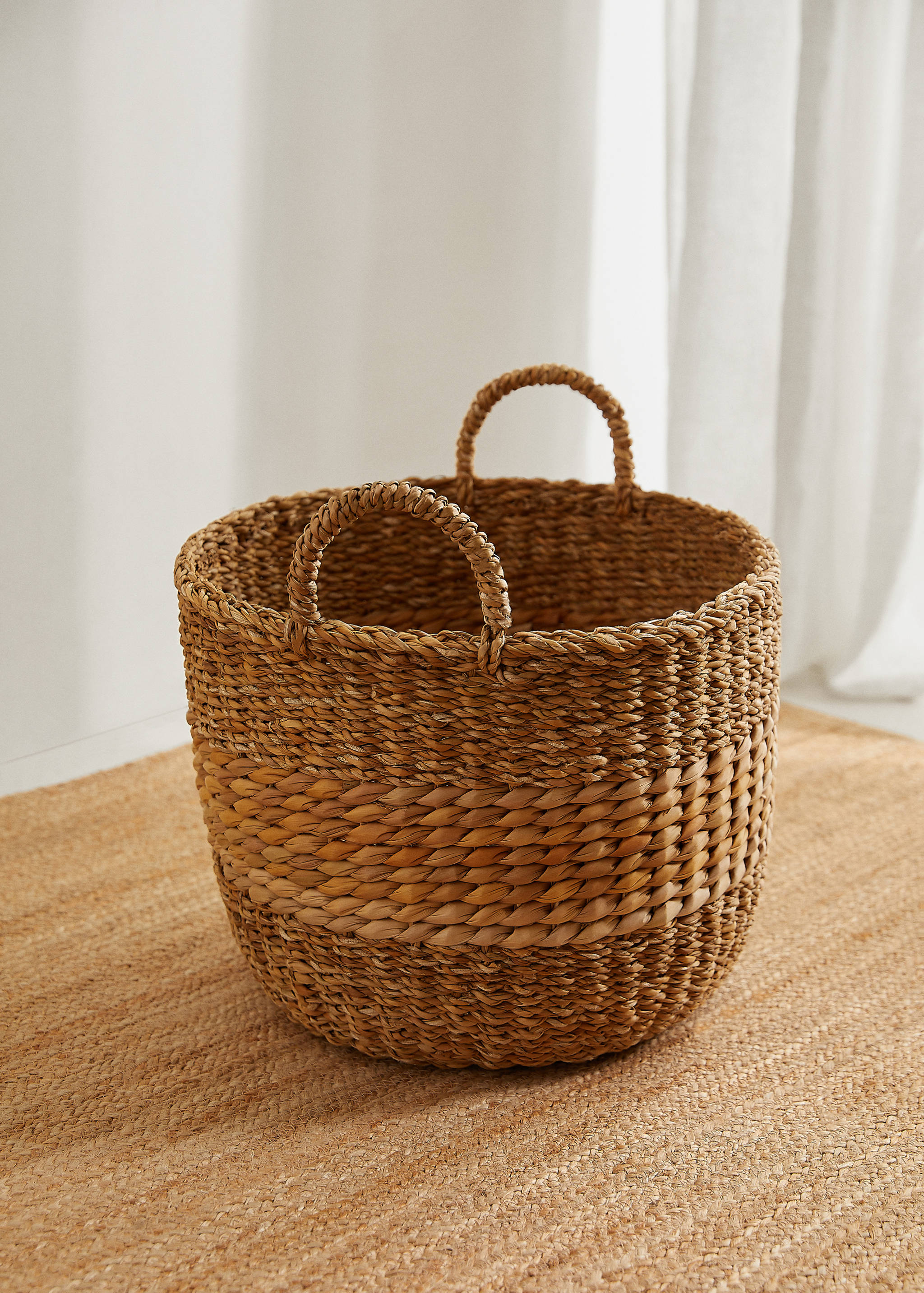 Natural fibers round basket 40x30cm - General plane