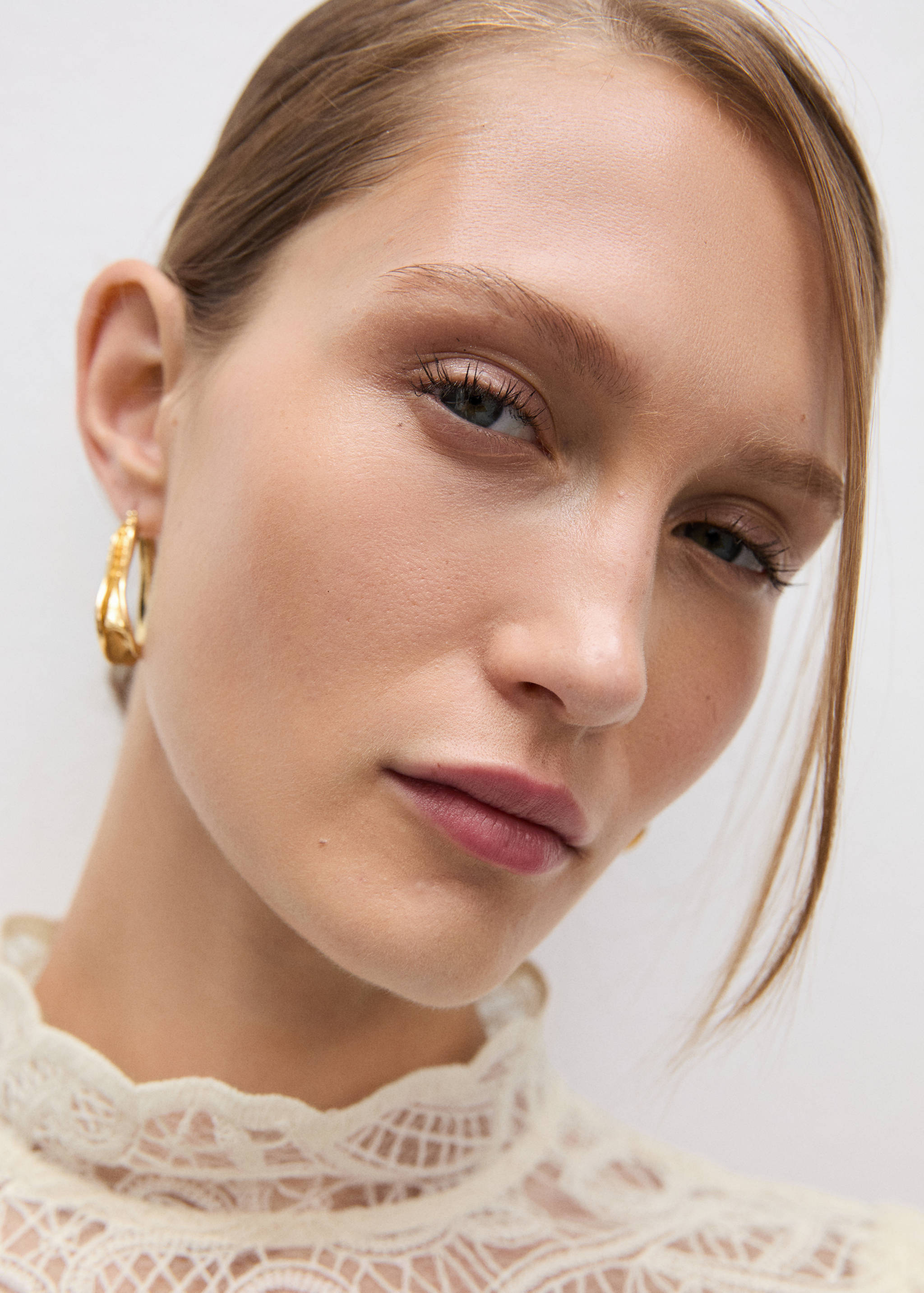 High-neck cotton lace blouse - Details of the article 1