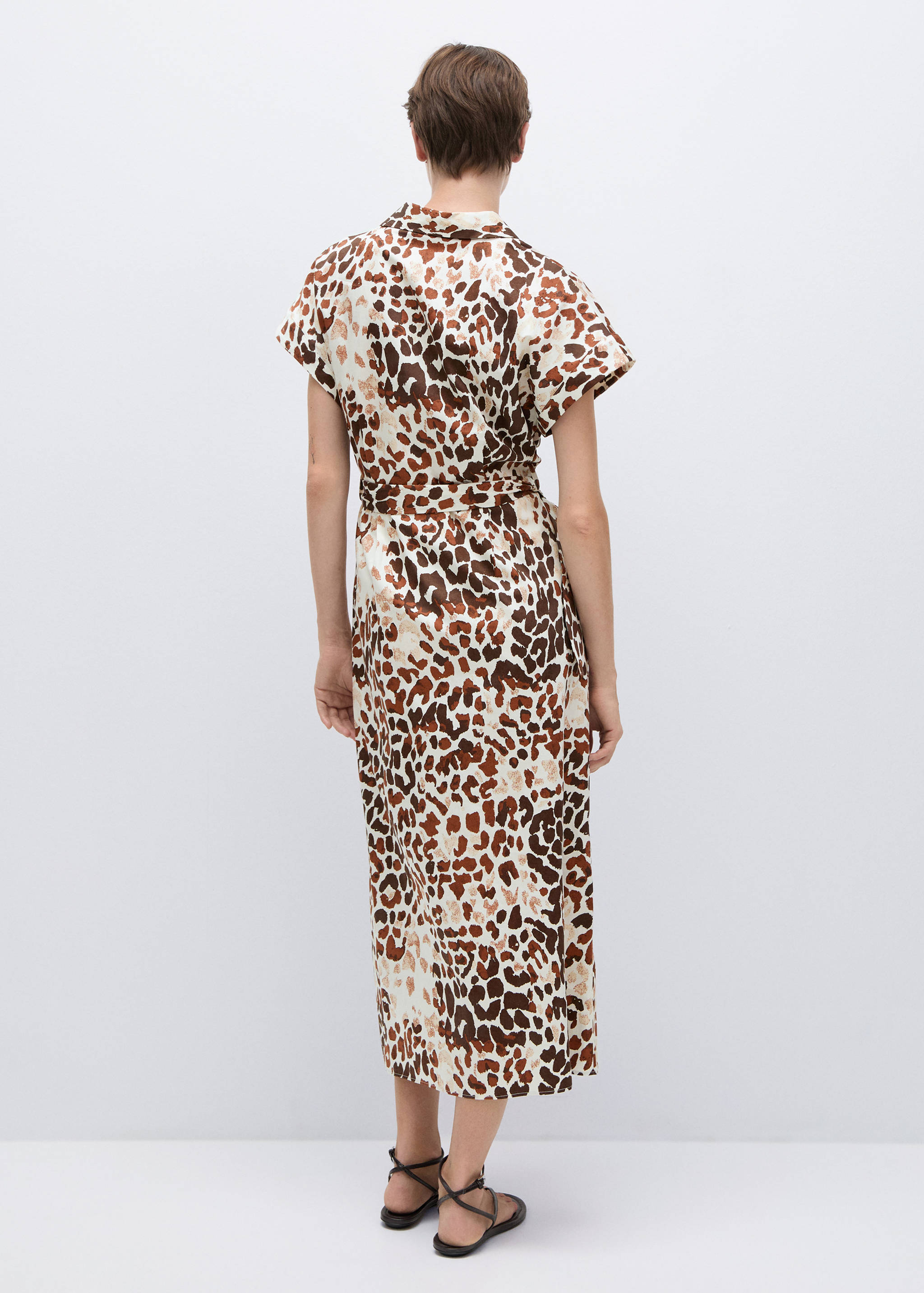 Animal-print dress with bow - Reverse of the article