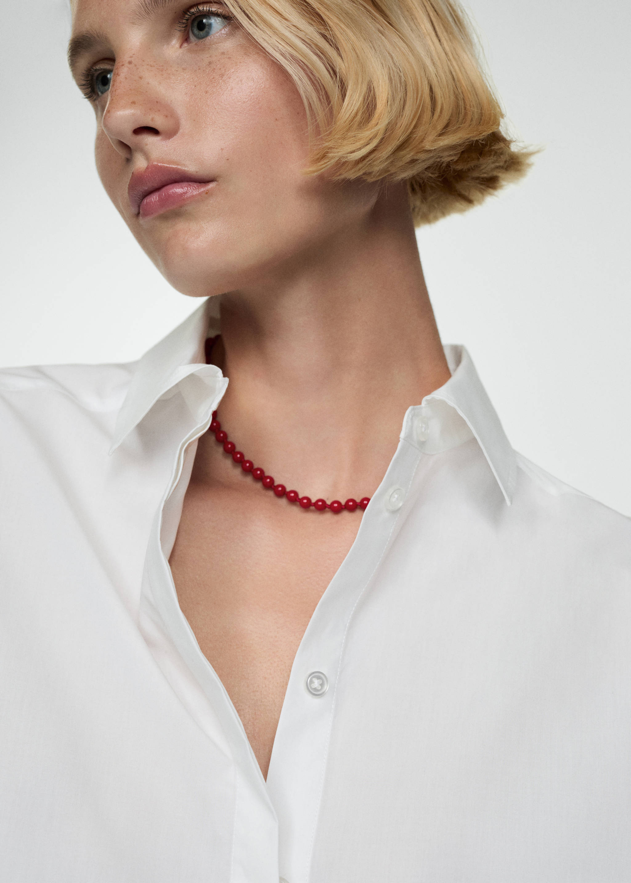 Lyocell shirt with hidden buttons - Details of the article 1