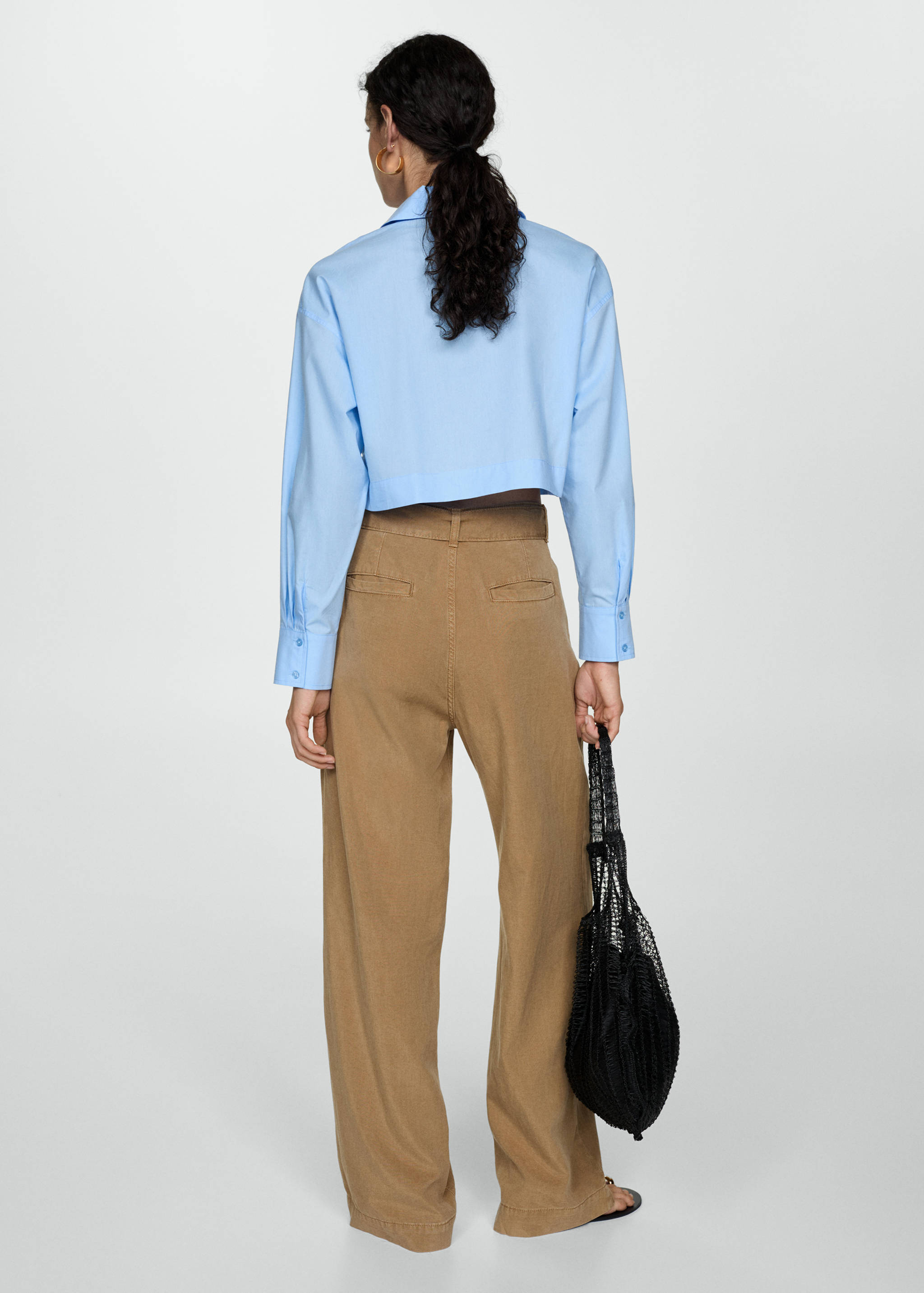 Cropped polo-neck shirt - Reverse of the article