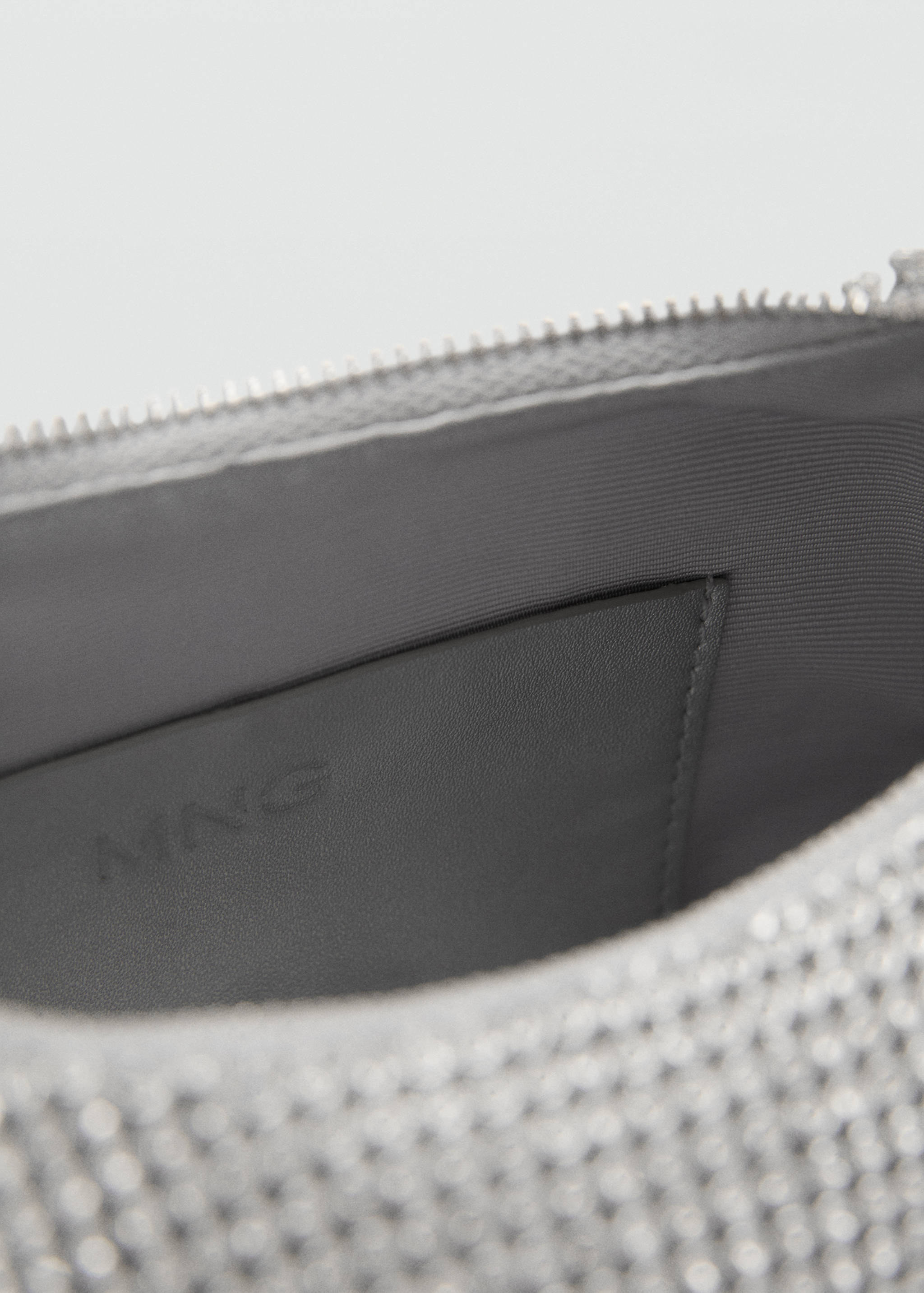 Chain bag with crystals - Details of the article 2