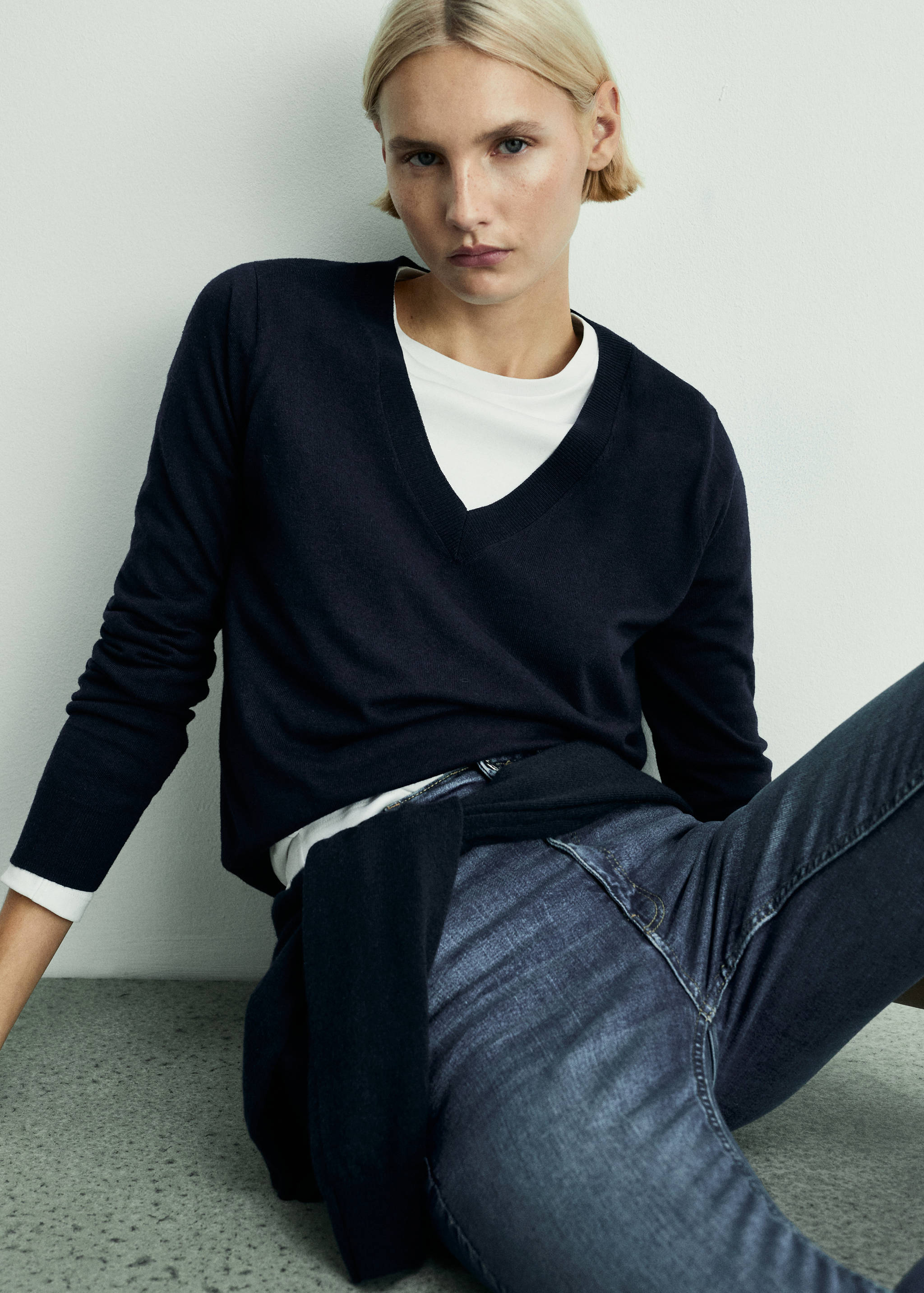 High-rise skinny jeans - Details of the article 1