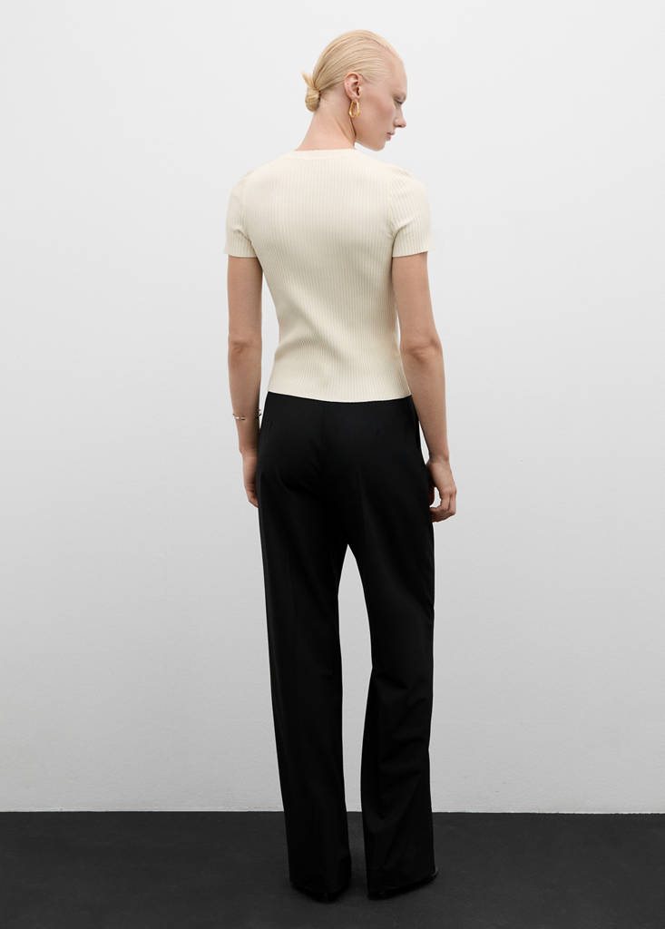 Short-sleeved ribbed sweater with buttons — Ecru