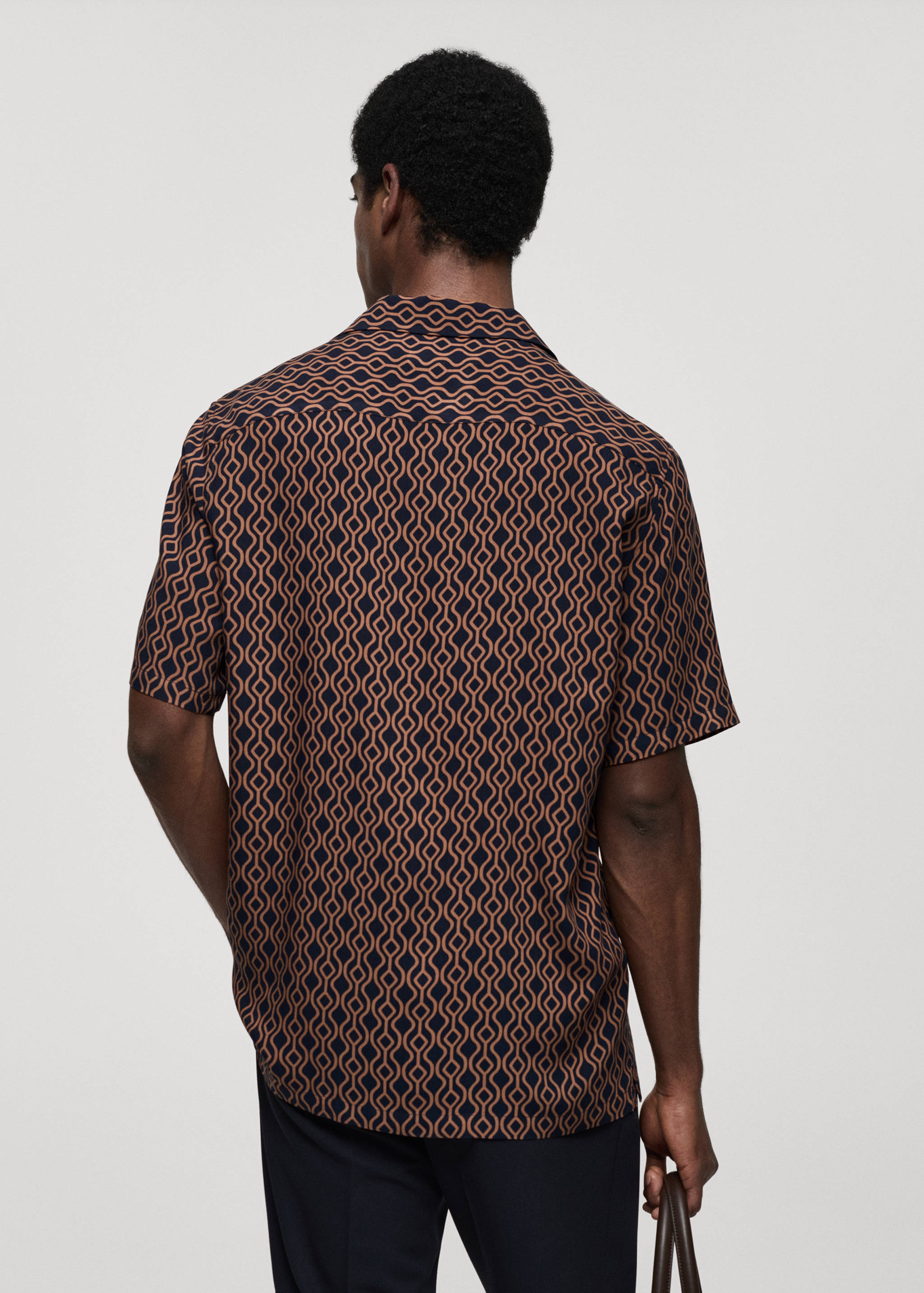 Printed fluid regular-fit shirt - Reverse of the article