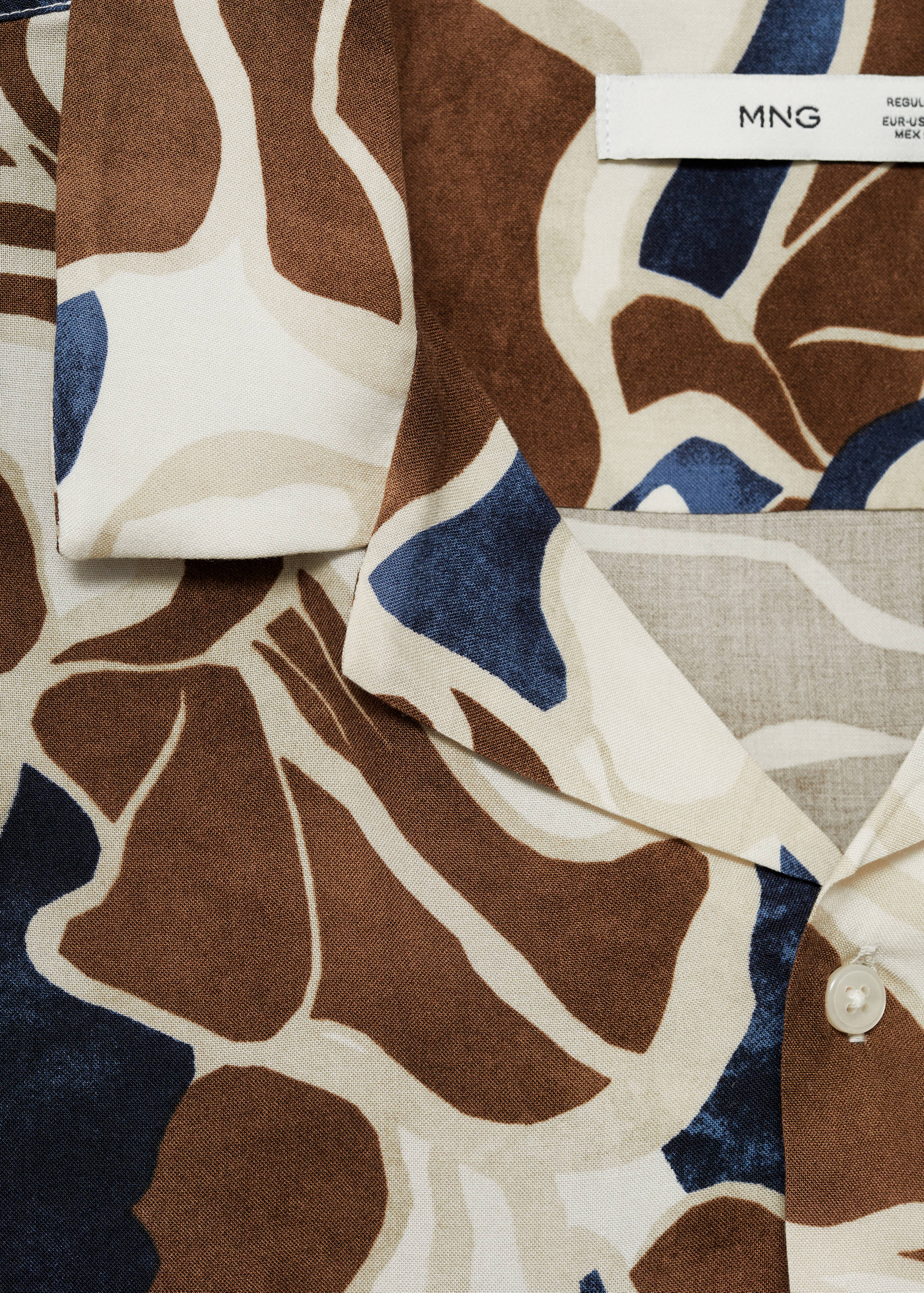 Printed fluid regular-fit shirt - Details of the article 8