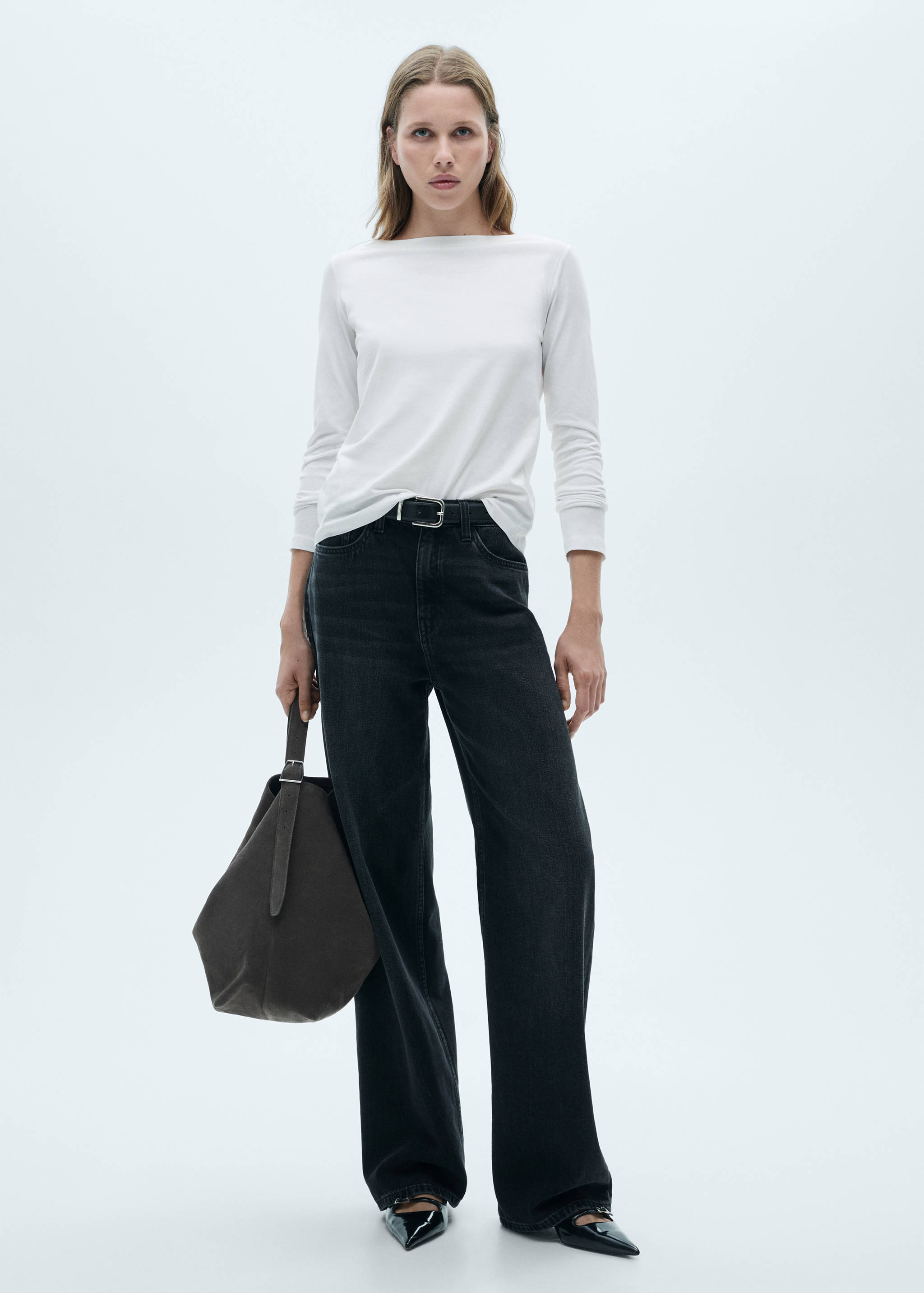 T-shirt met lange mouwen en boothals - Overzichtstekening