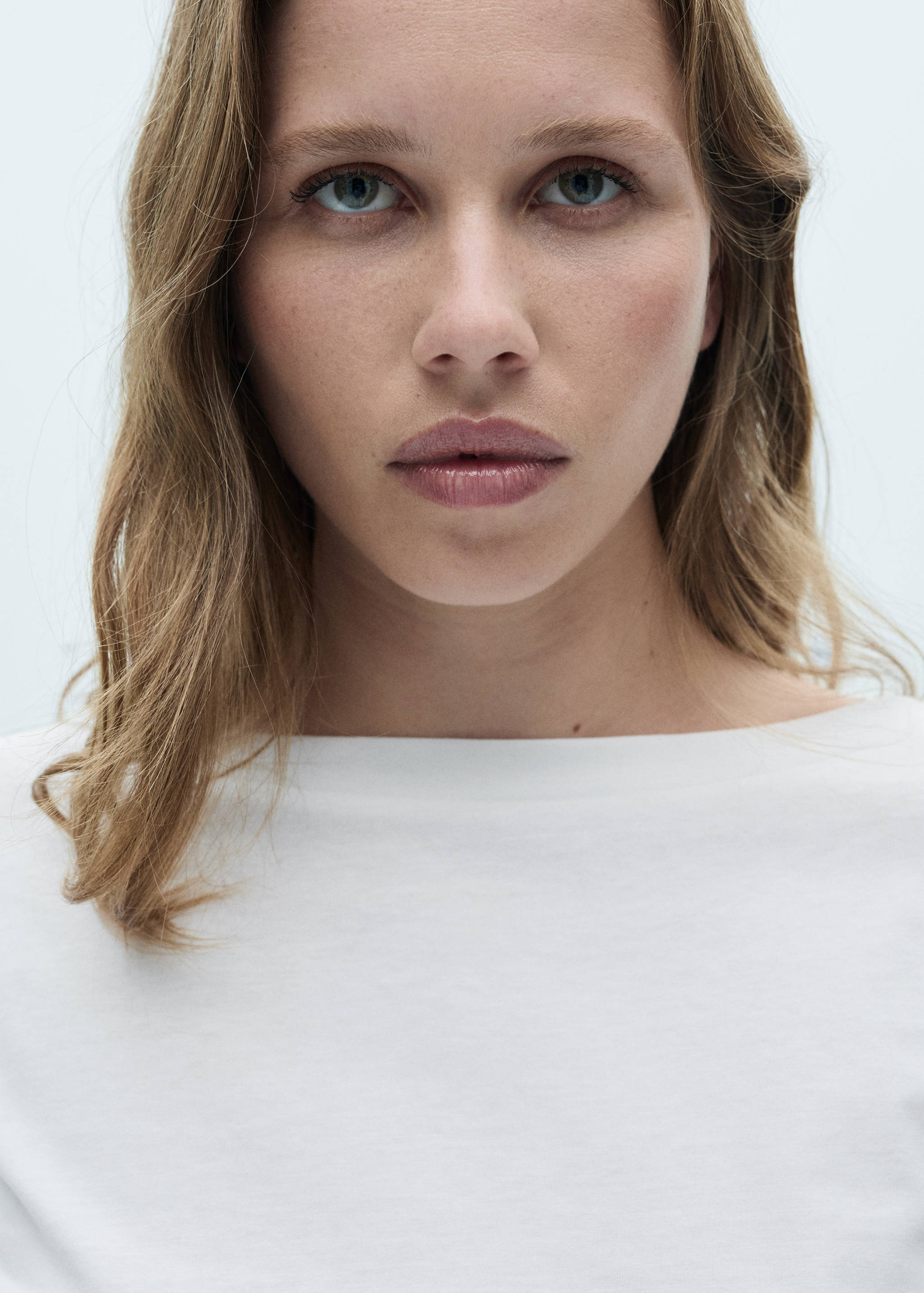 T-shirt met lange mouwen en boothals - Detail van het artikel 1