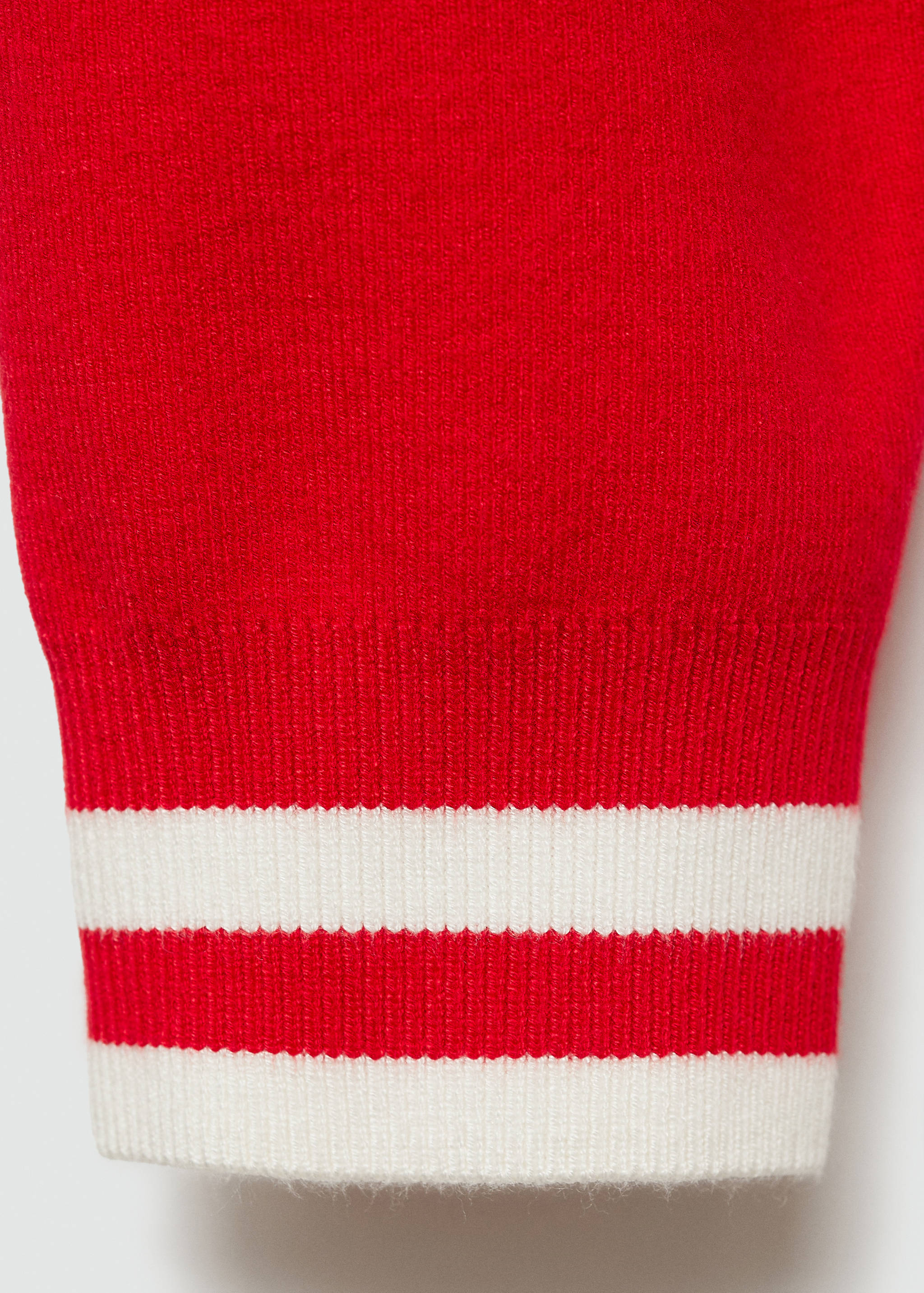 Svetr s kontrastními lemy - Detail zboží 0