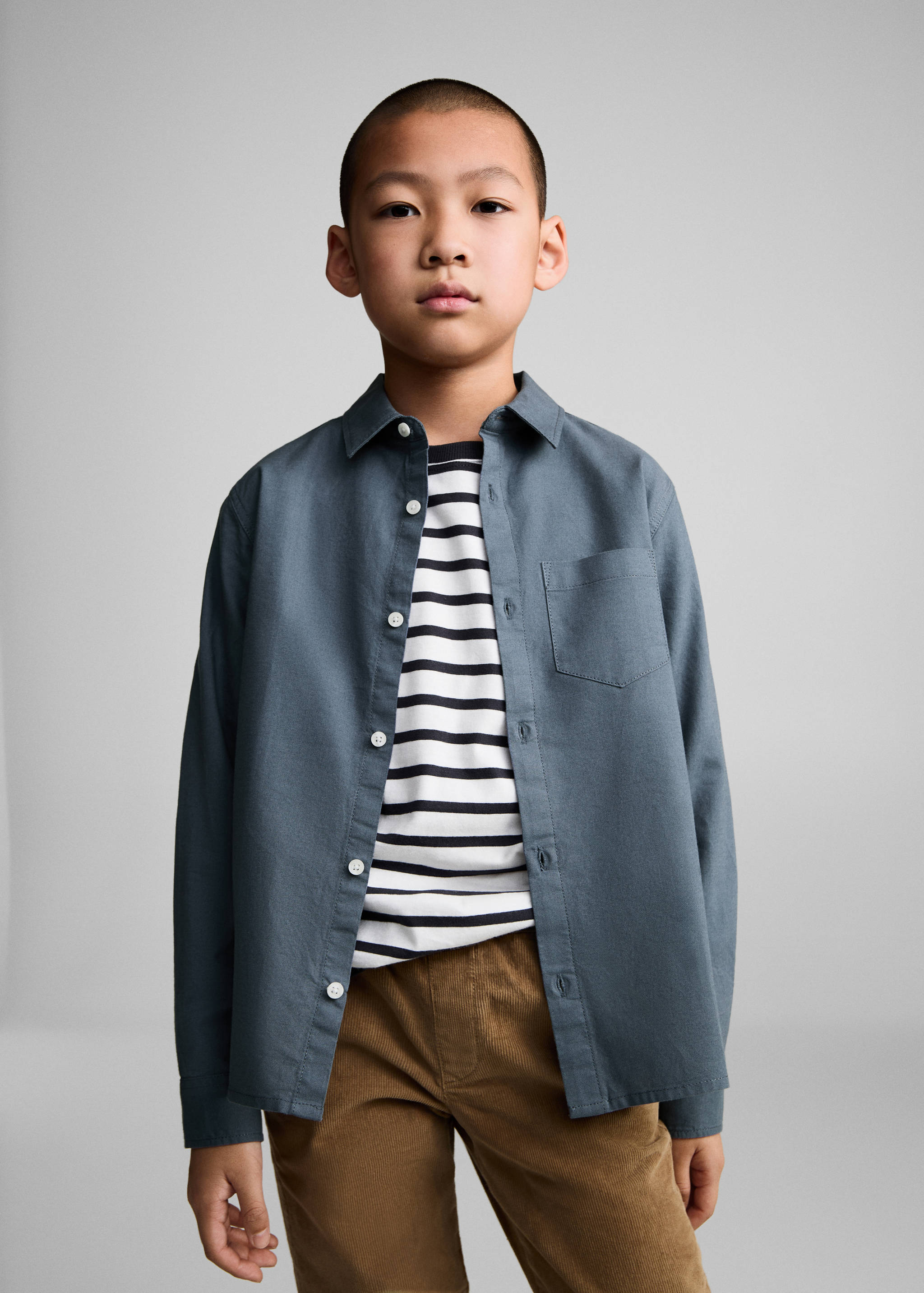 Camisa algodón bolsillo - Plano medio