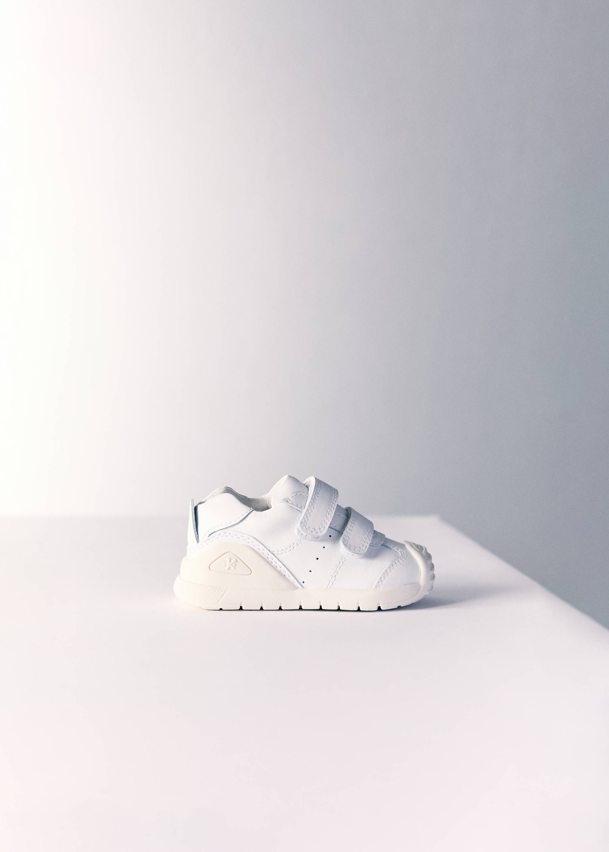 Biomecanics leather trainers - Article without model