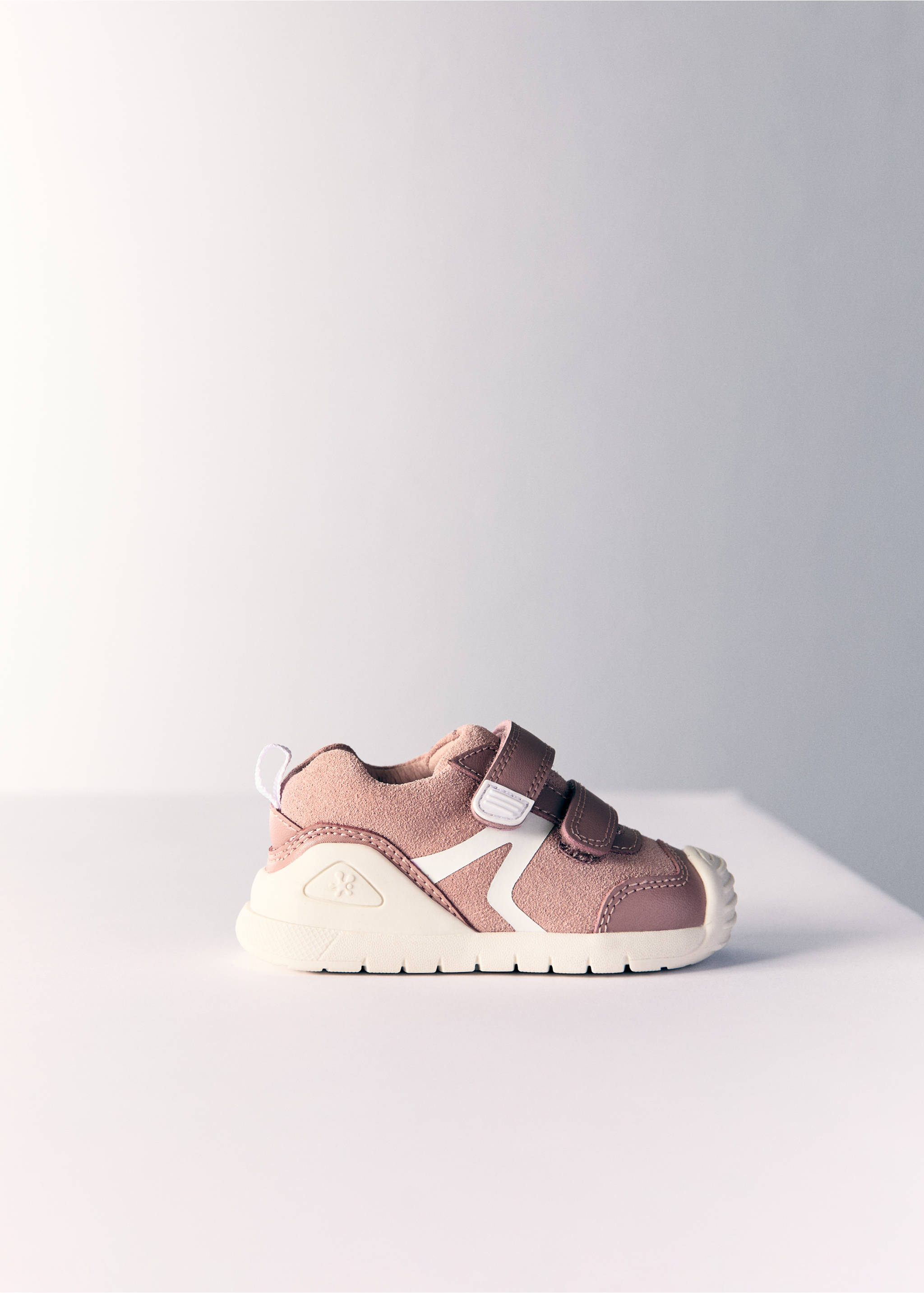 Deportivas piel biomecanics - Artículo sin modelo, Rosa. Ref: 77025156-00.