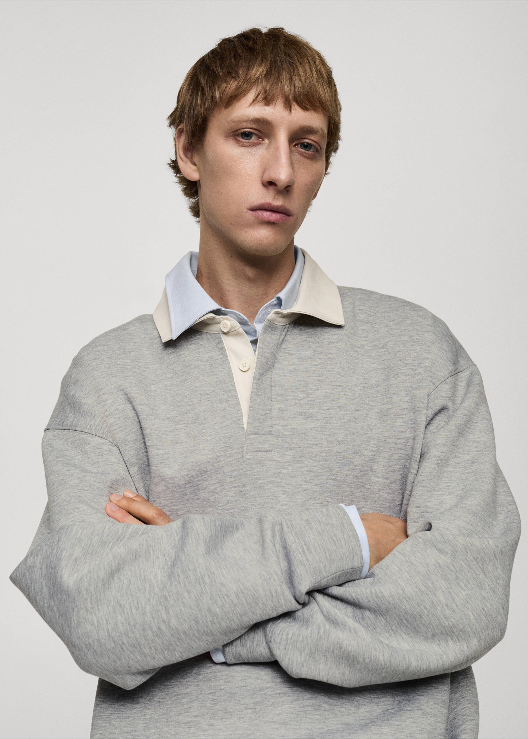 Толстовка поло relaxed fit - Деталь изделия 1, Меланжевый средний серый . Ref: 77025640-00.