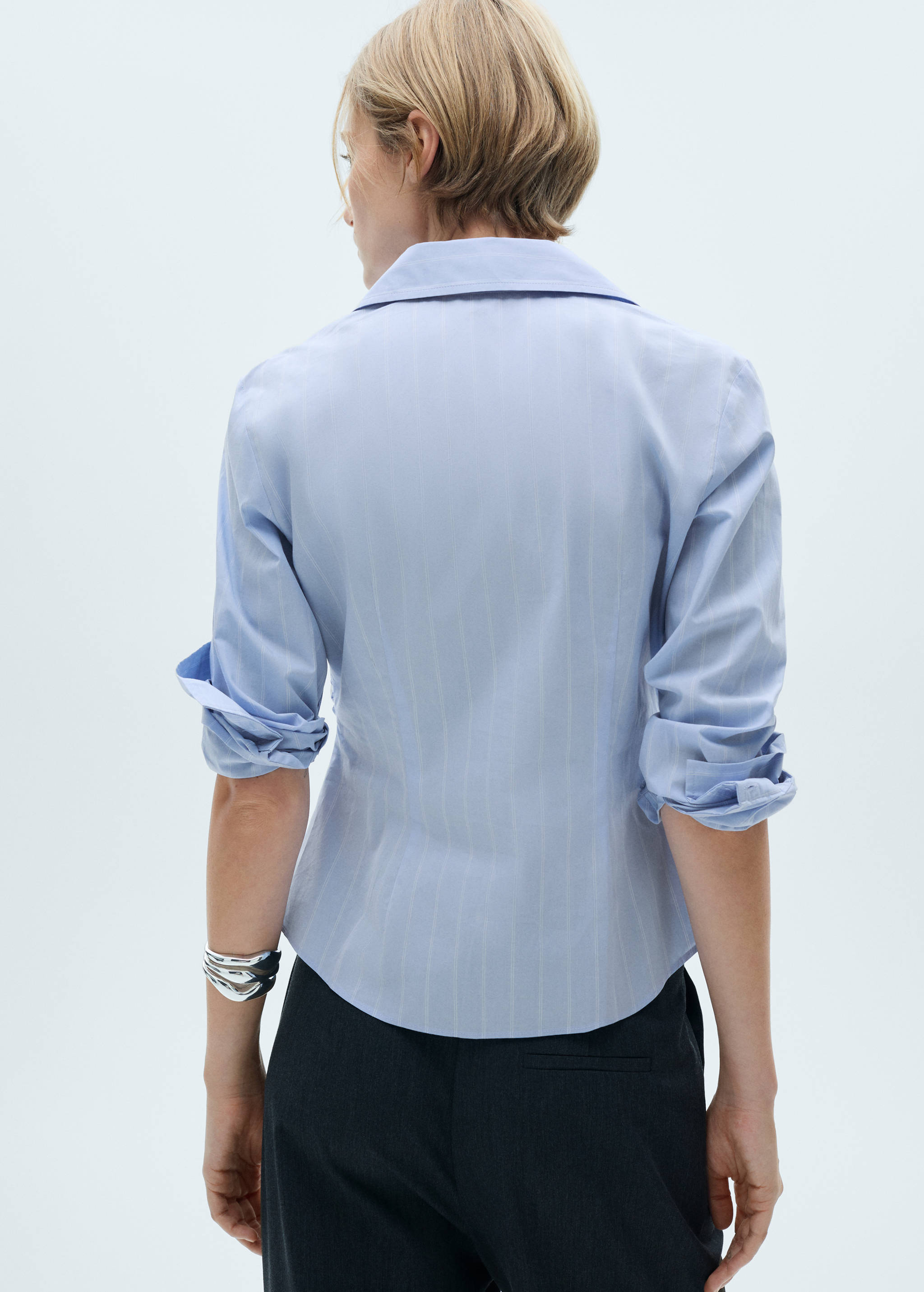 Gathered details cotton shirt - Reverse of the article