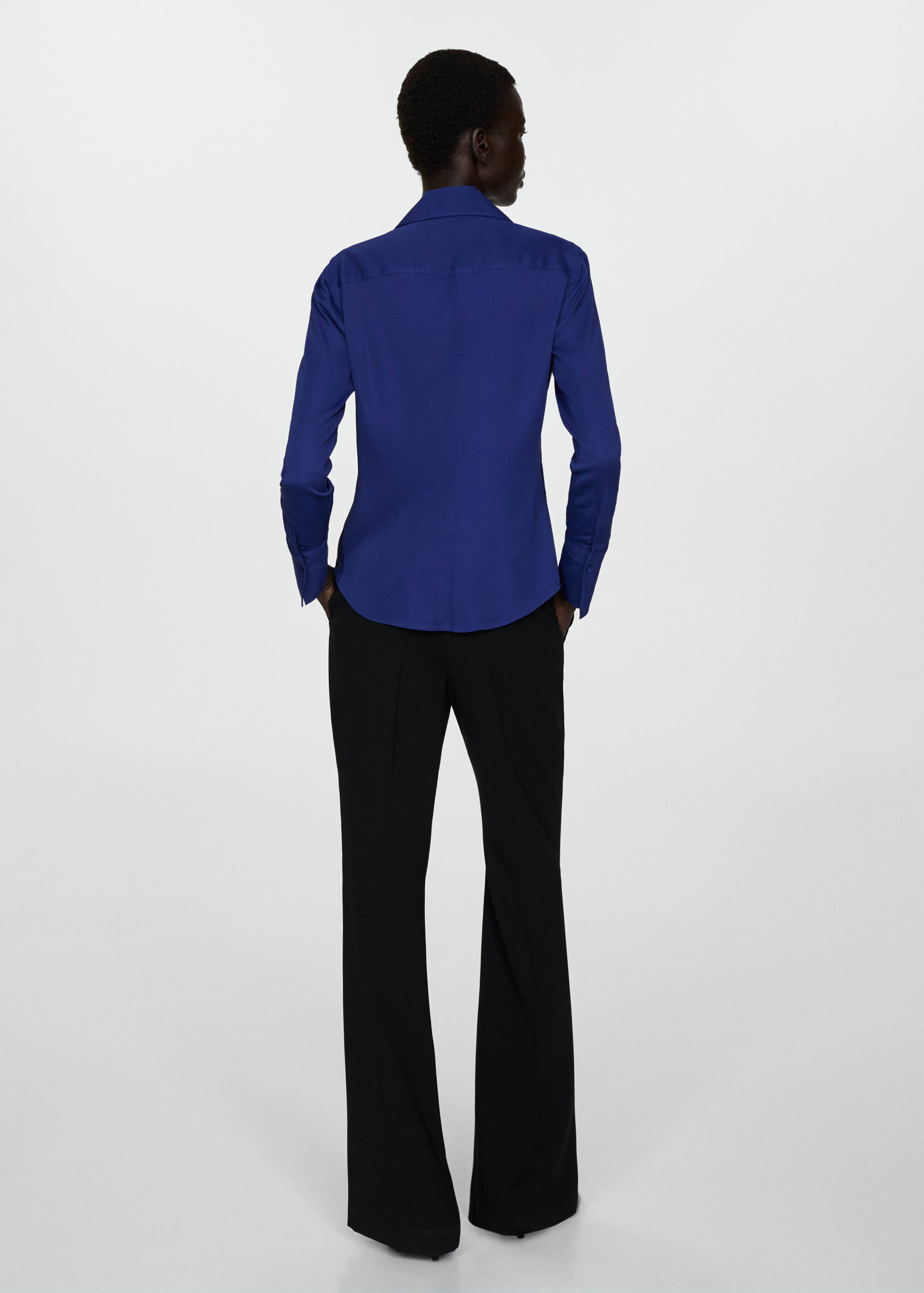 Fluid long-sleeved shirt - Reverse of the article