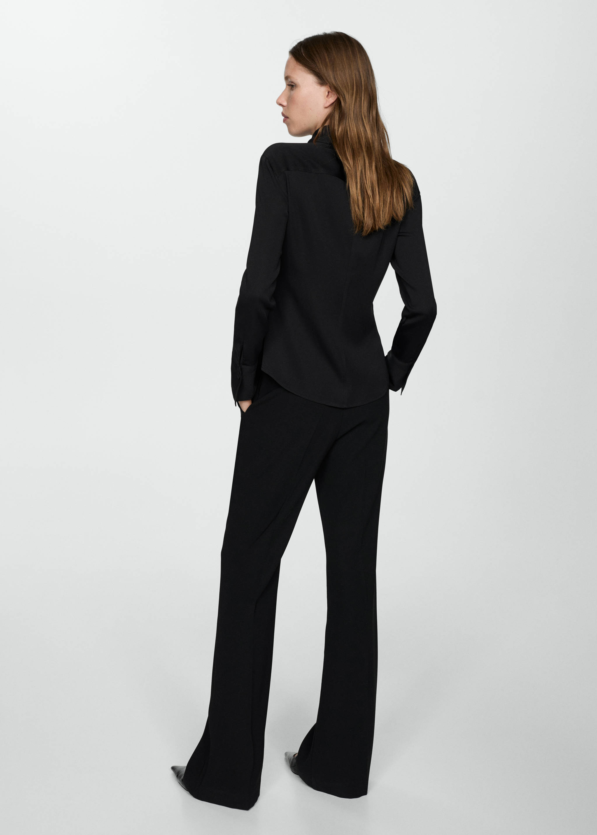 Fluid long-sleeved shirt - Reverse of the article