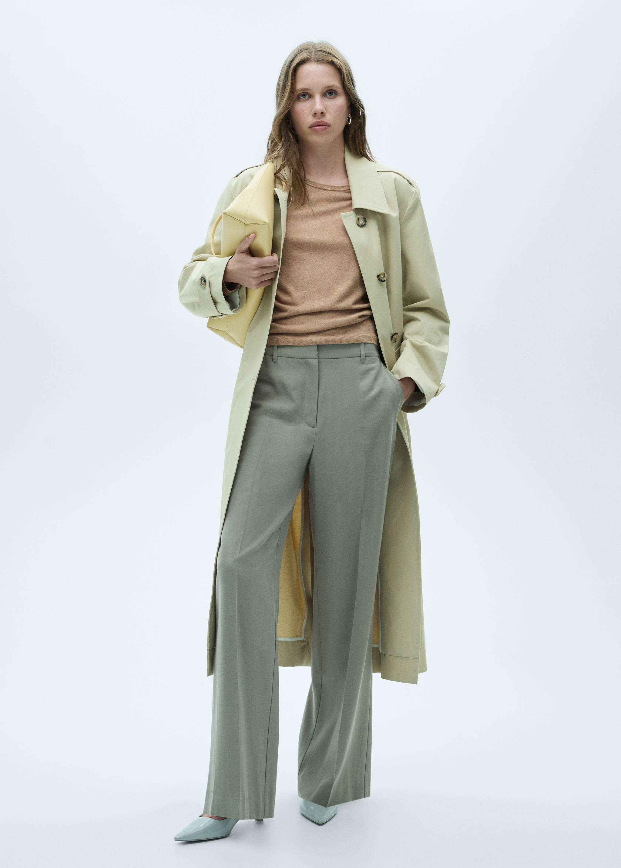 Fine-knit crew-neck sweater - General plane