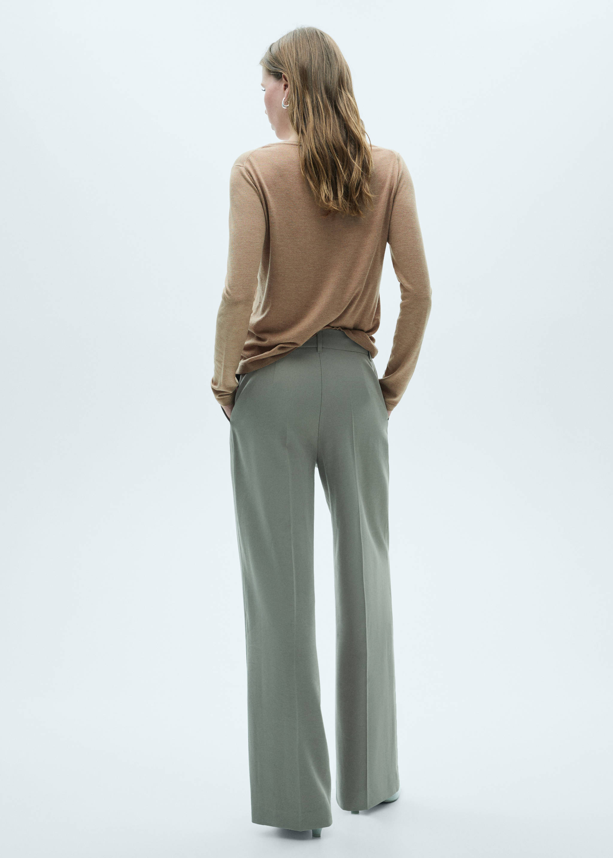 Fine-knit crew-neck sweater - Reverse of the article