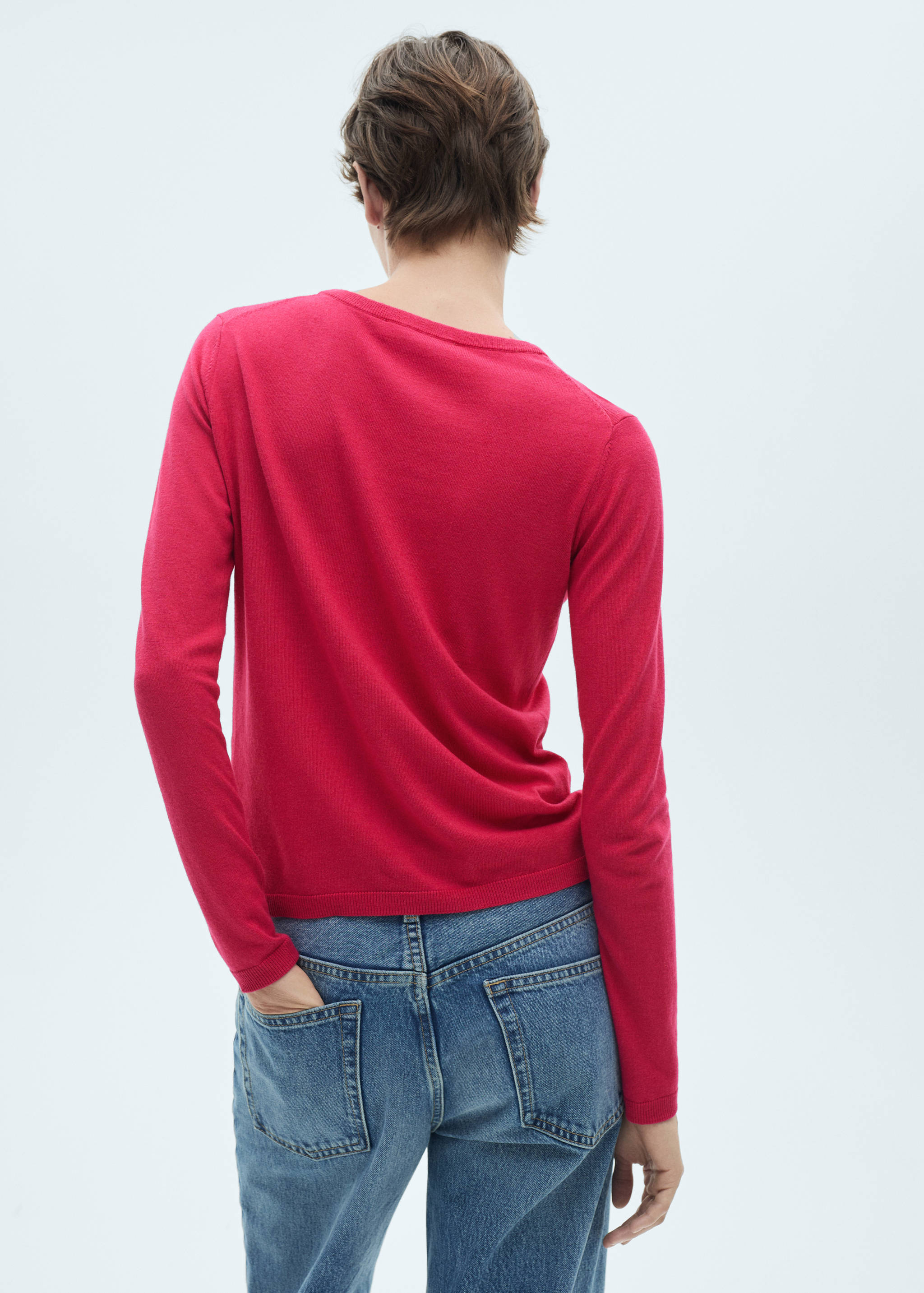 Fine-knit crew-neck sweater - Reverse of the article