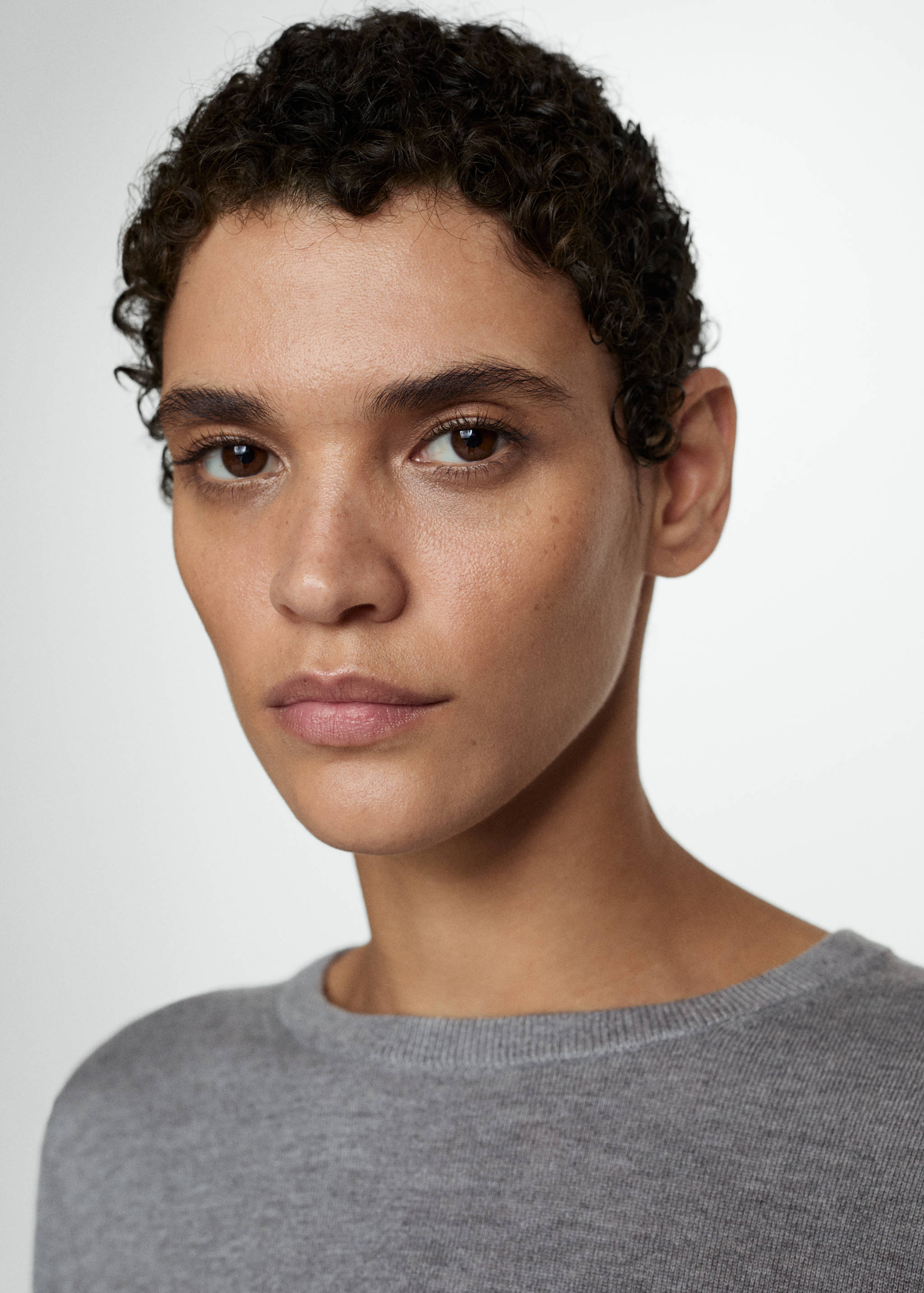 Джемпер тонкой вязки - Деталь изделия 1