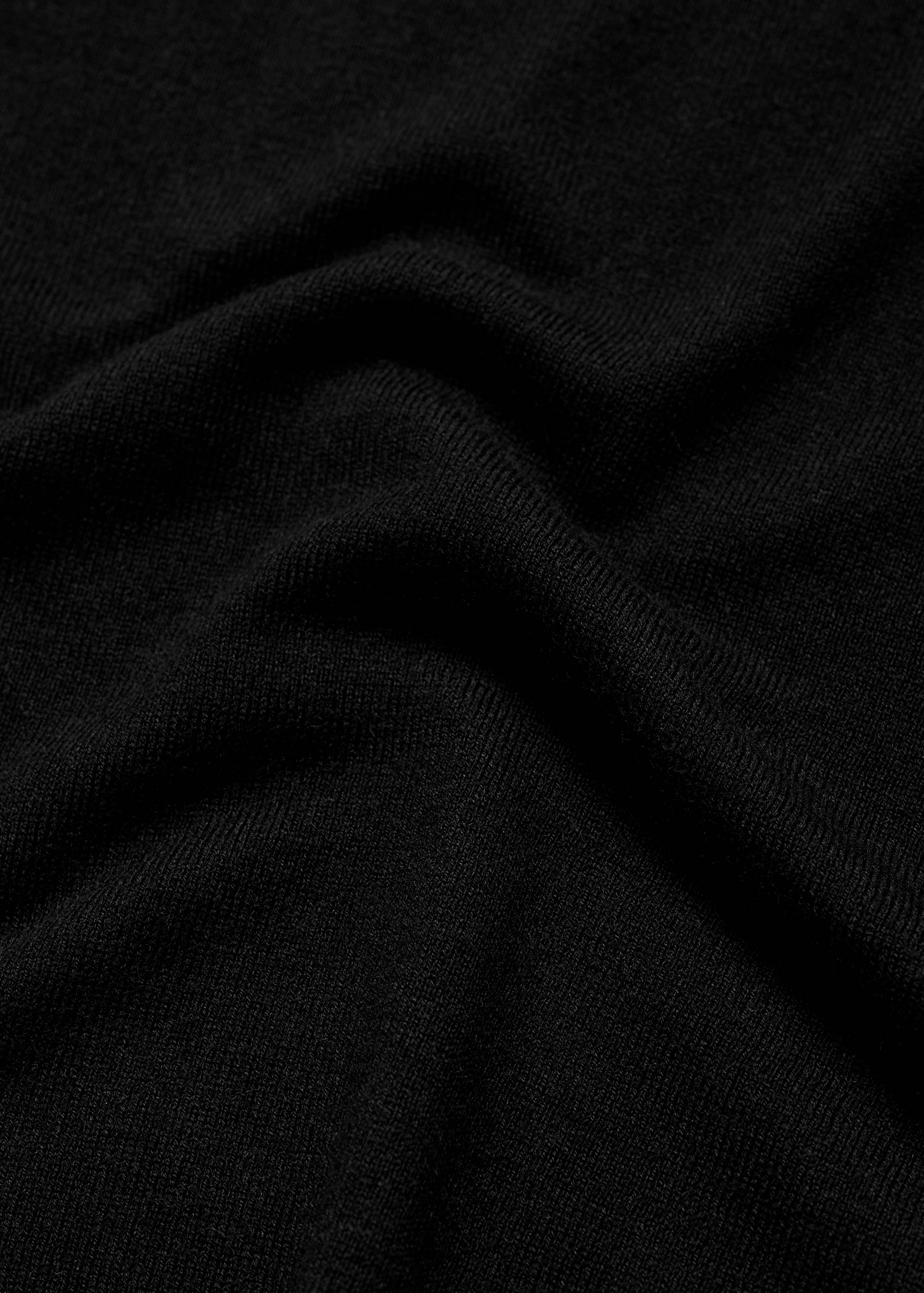 Fine-knit crew-neck sweater - Details of the article 8