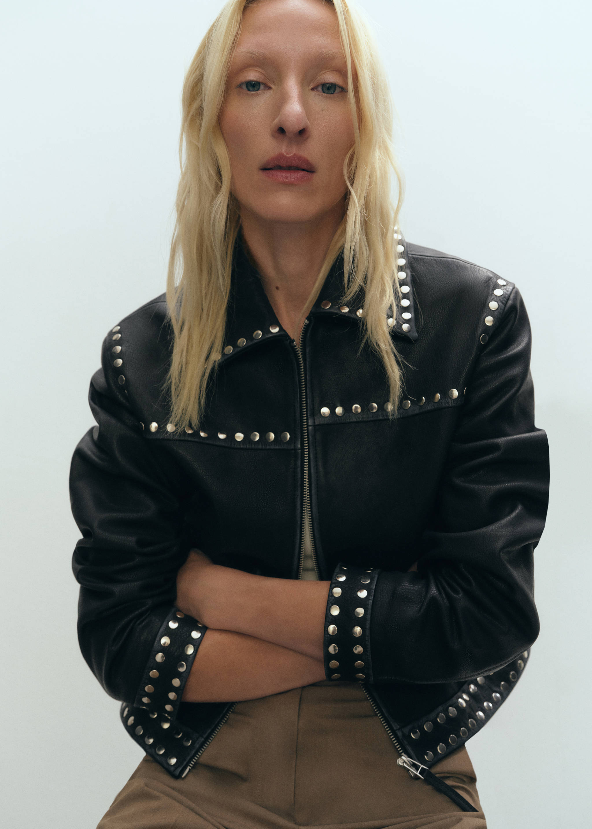 Leren jasje met studs - Middenvlak