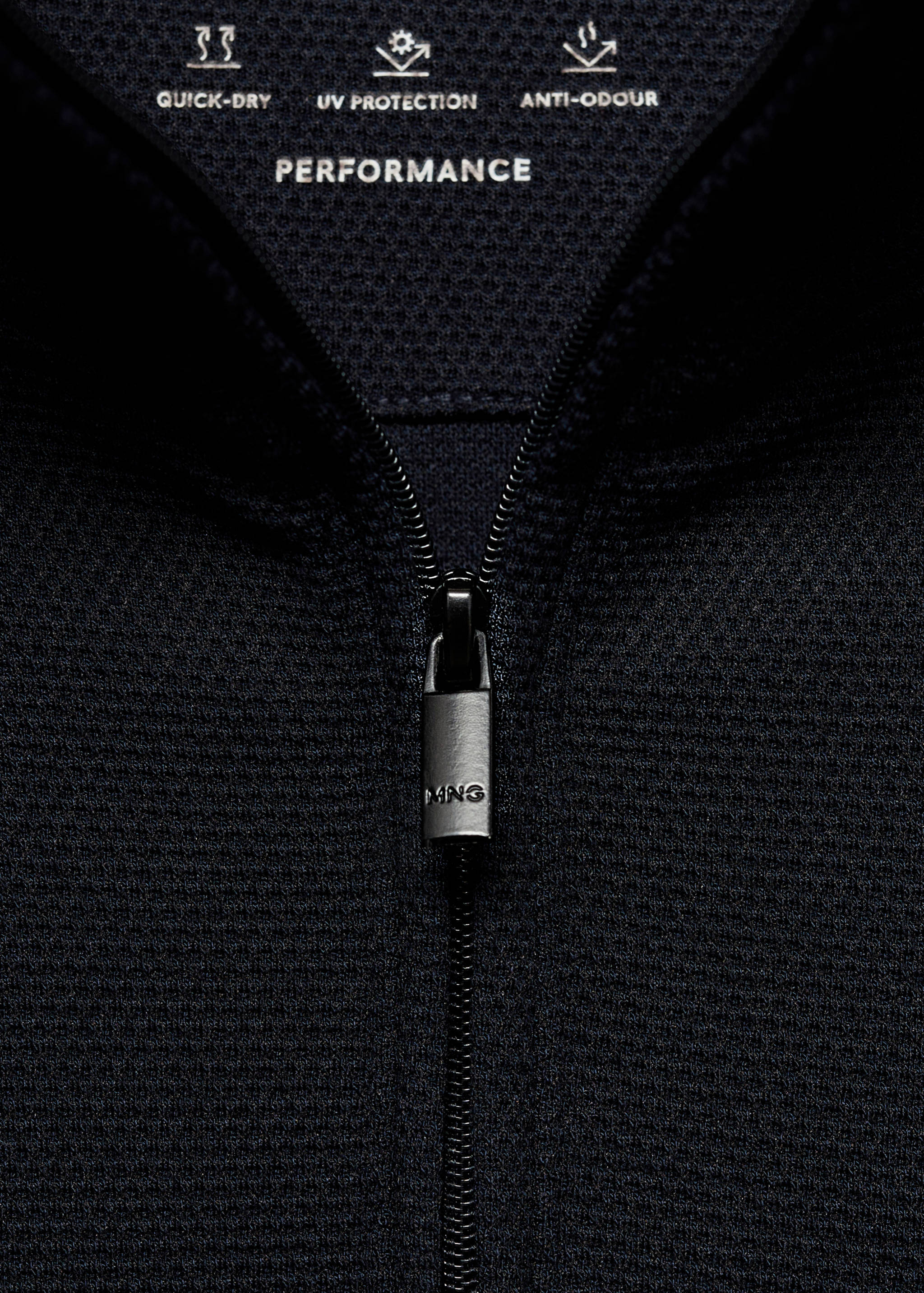 Sweatshirt with anti-odour technology and zip - Détail de l'article 8