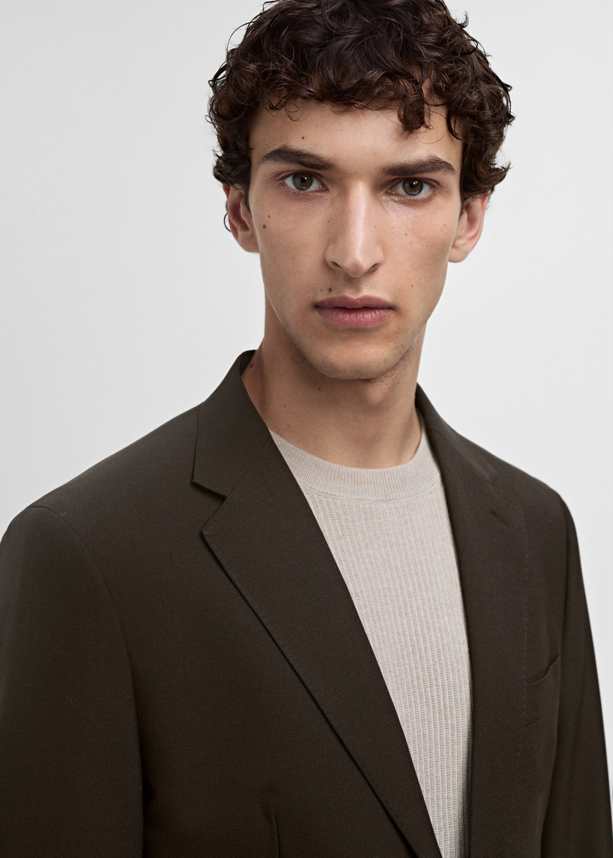 Немнущийся костюмный пиджак из шерсти - Деталь изделия 3