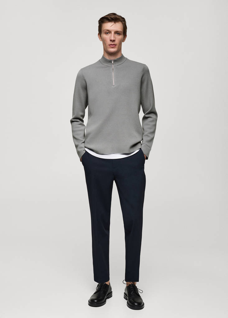 Medium-knit sweater with zip-up perkins neck — Grey