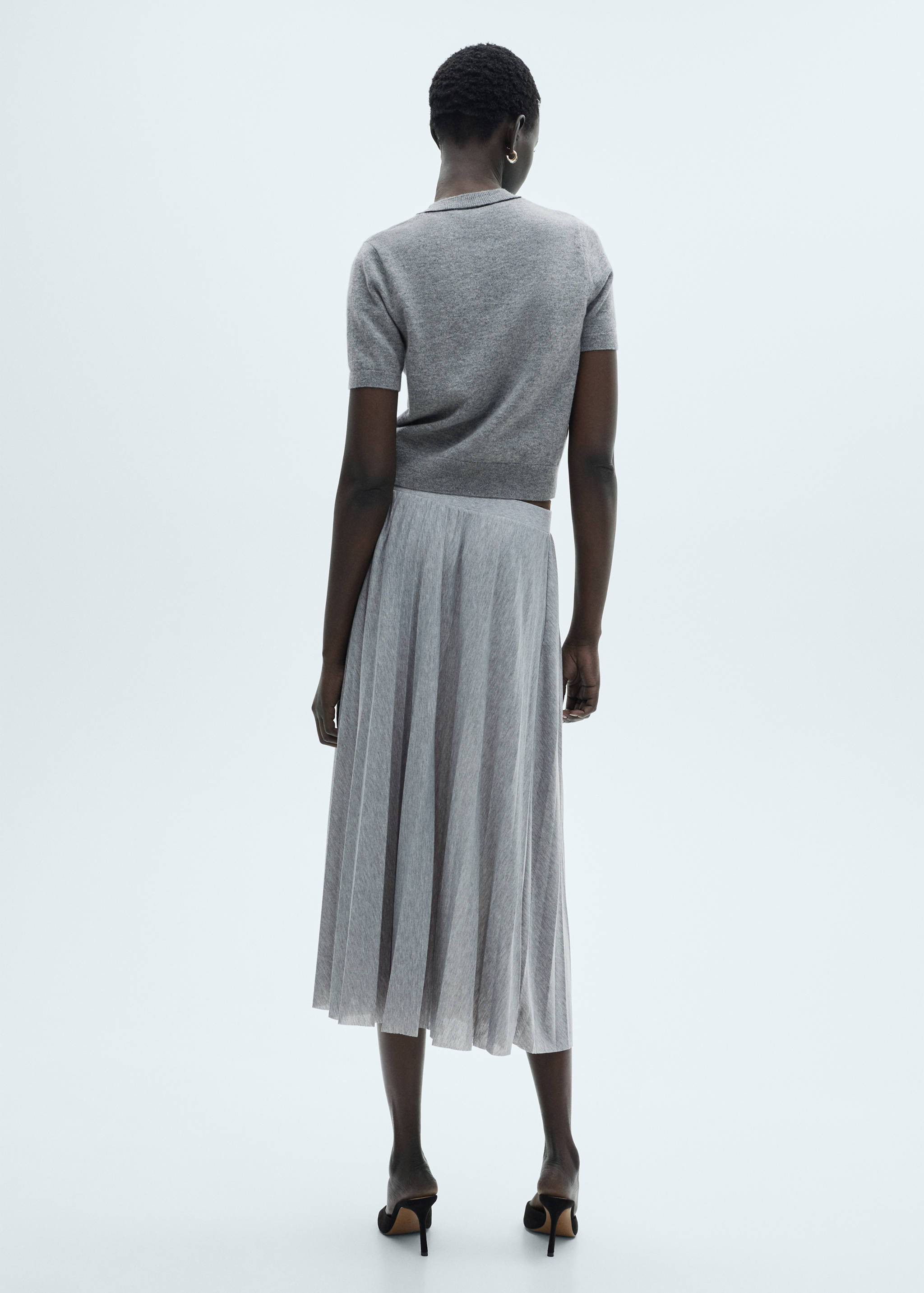 Falda larga plisada - Reverso del artículo