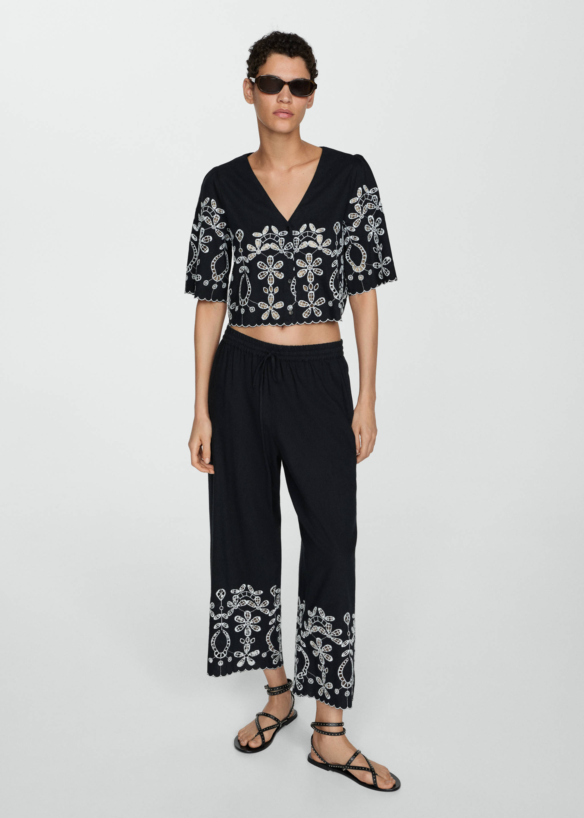 Embroidered culotte trousers - General plane