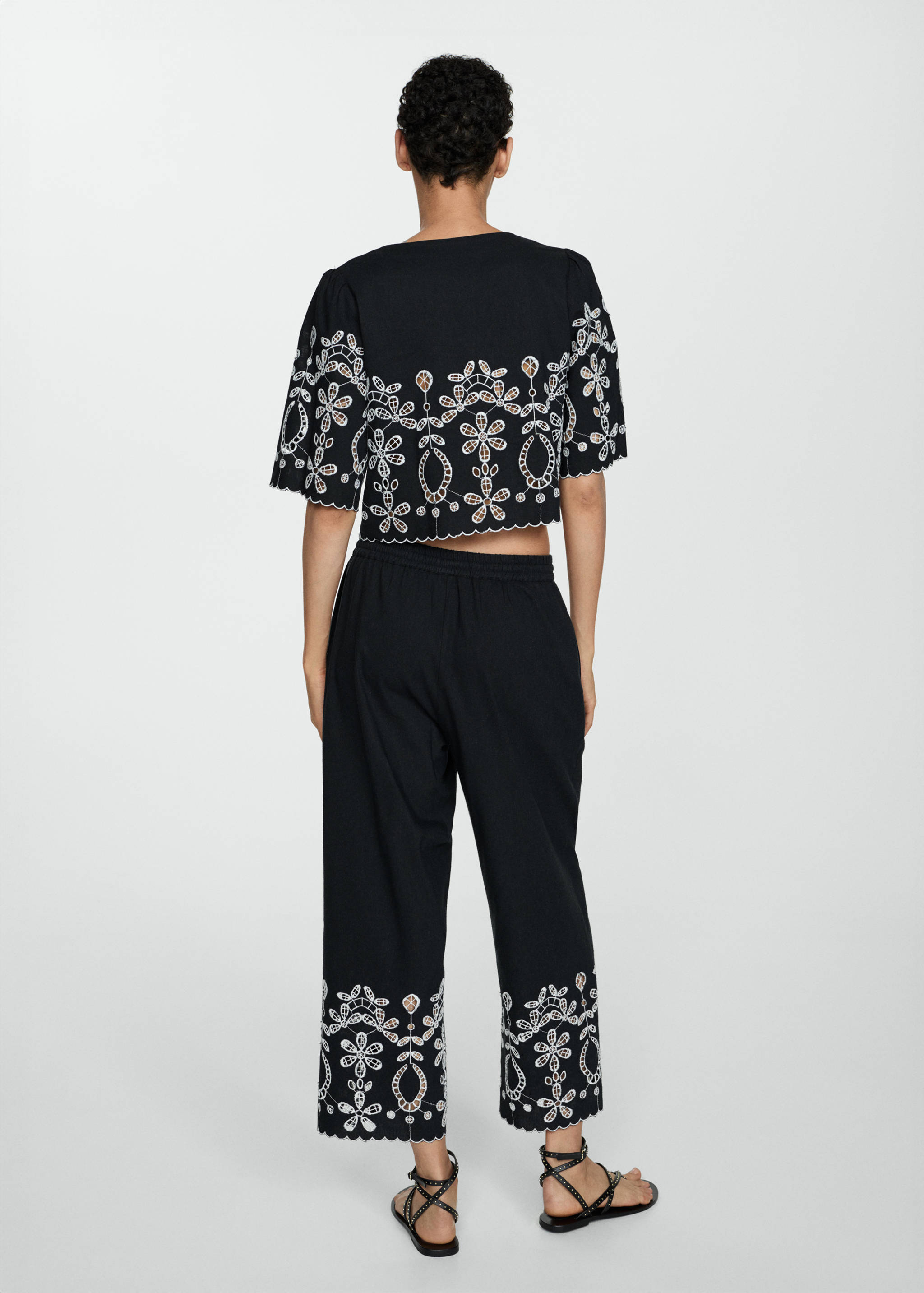 Embroidered culotte trousers - Reverse of the article
