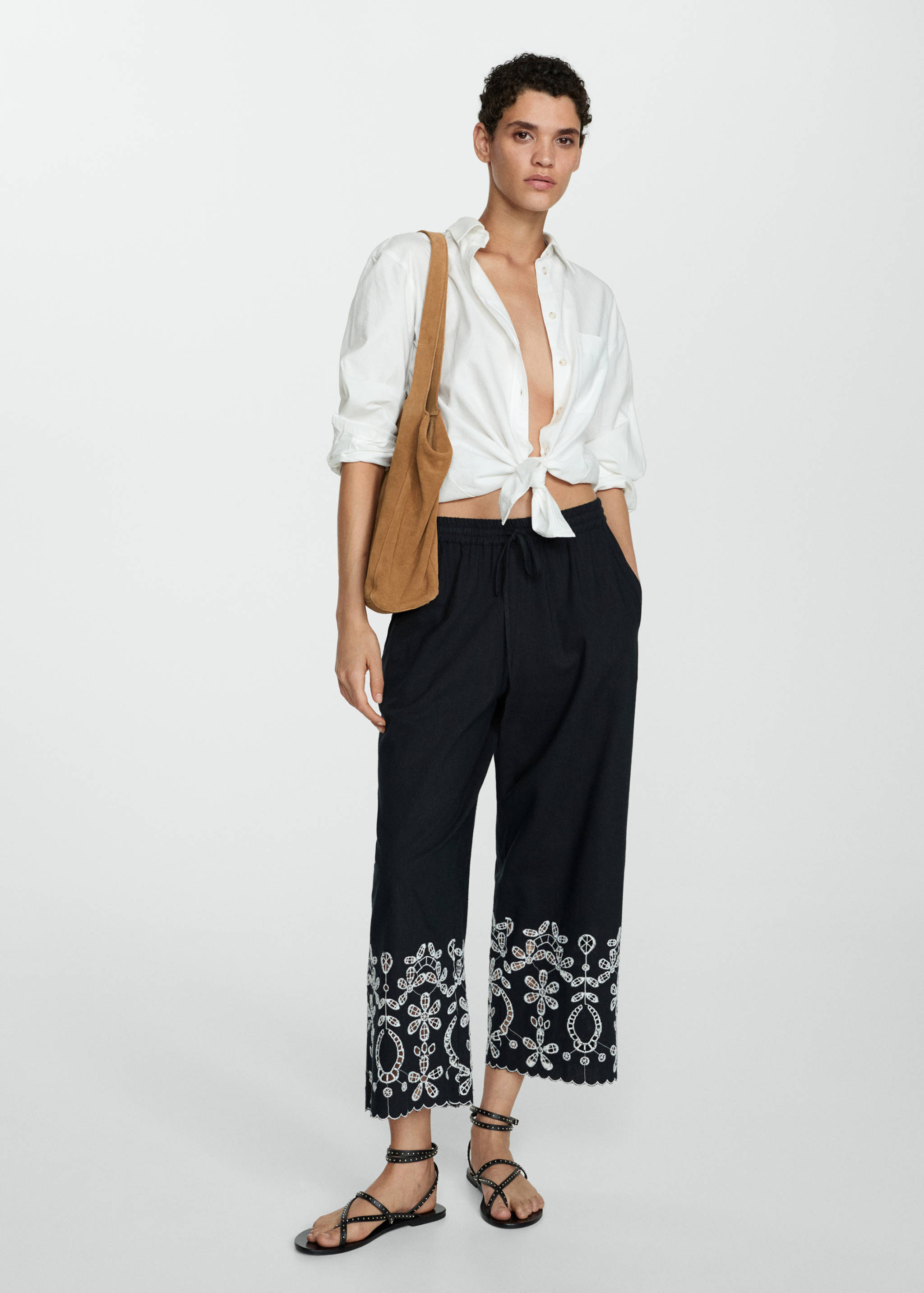 Embroidered culotte trousers - Details of the article 2