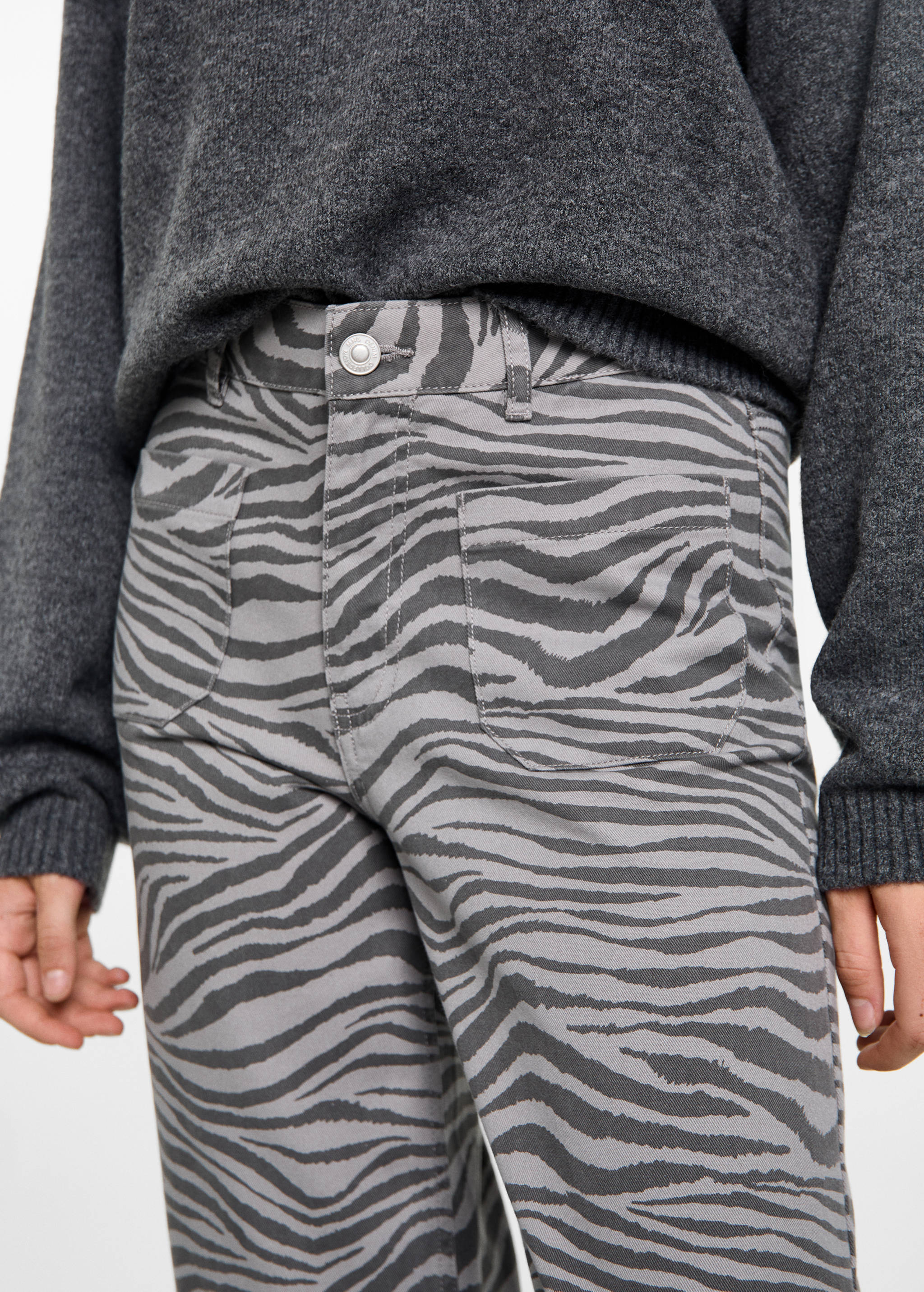 Zebra print trousers - Details of the article 6