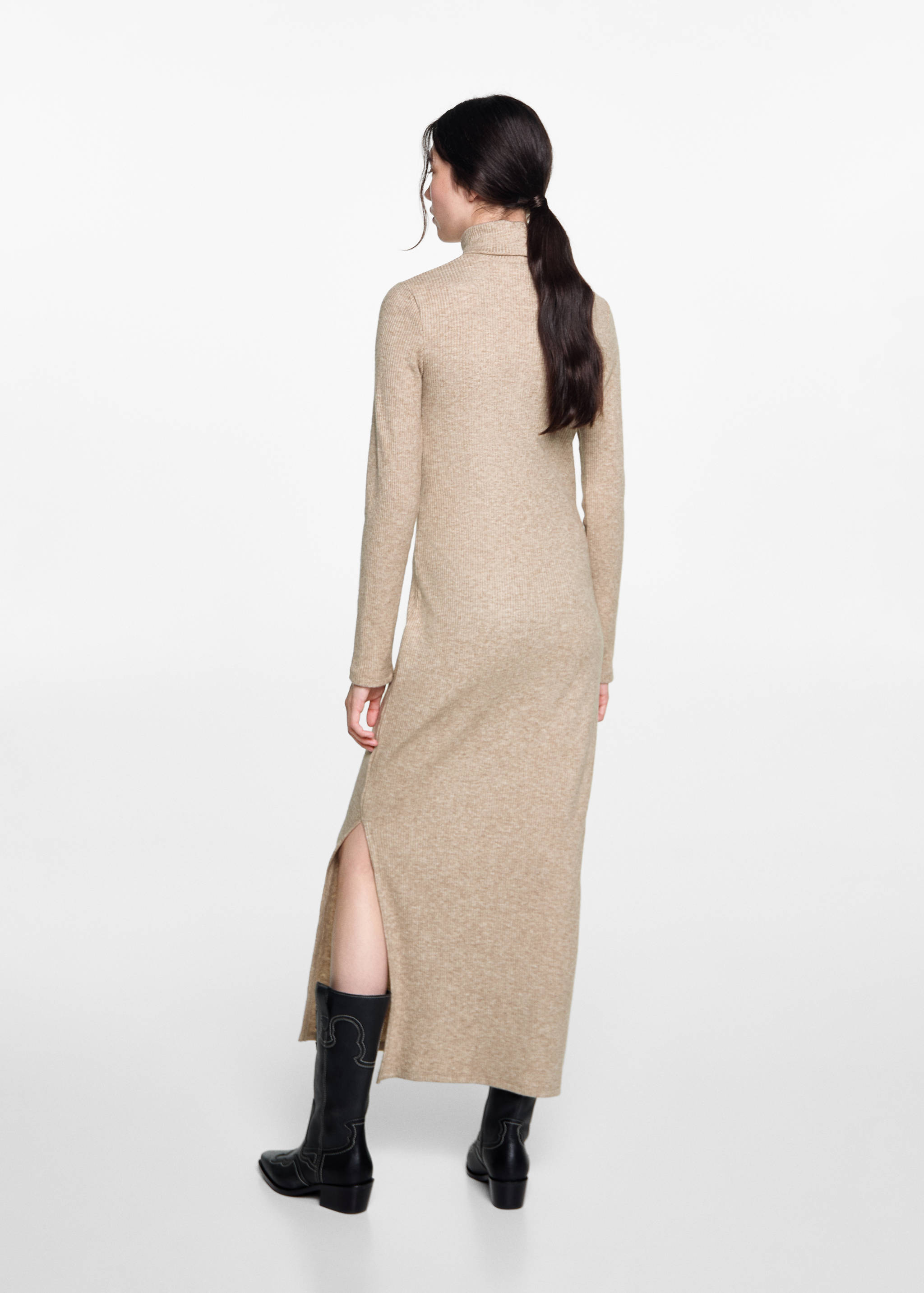 Turtle neck dress - Reverse of the article