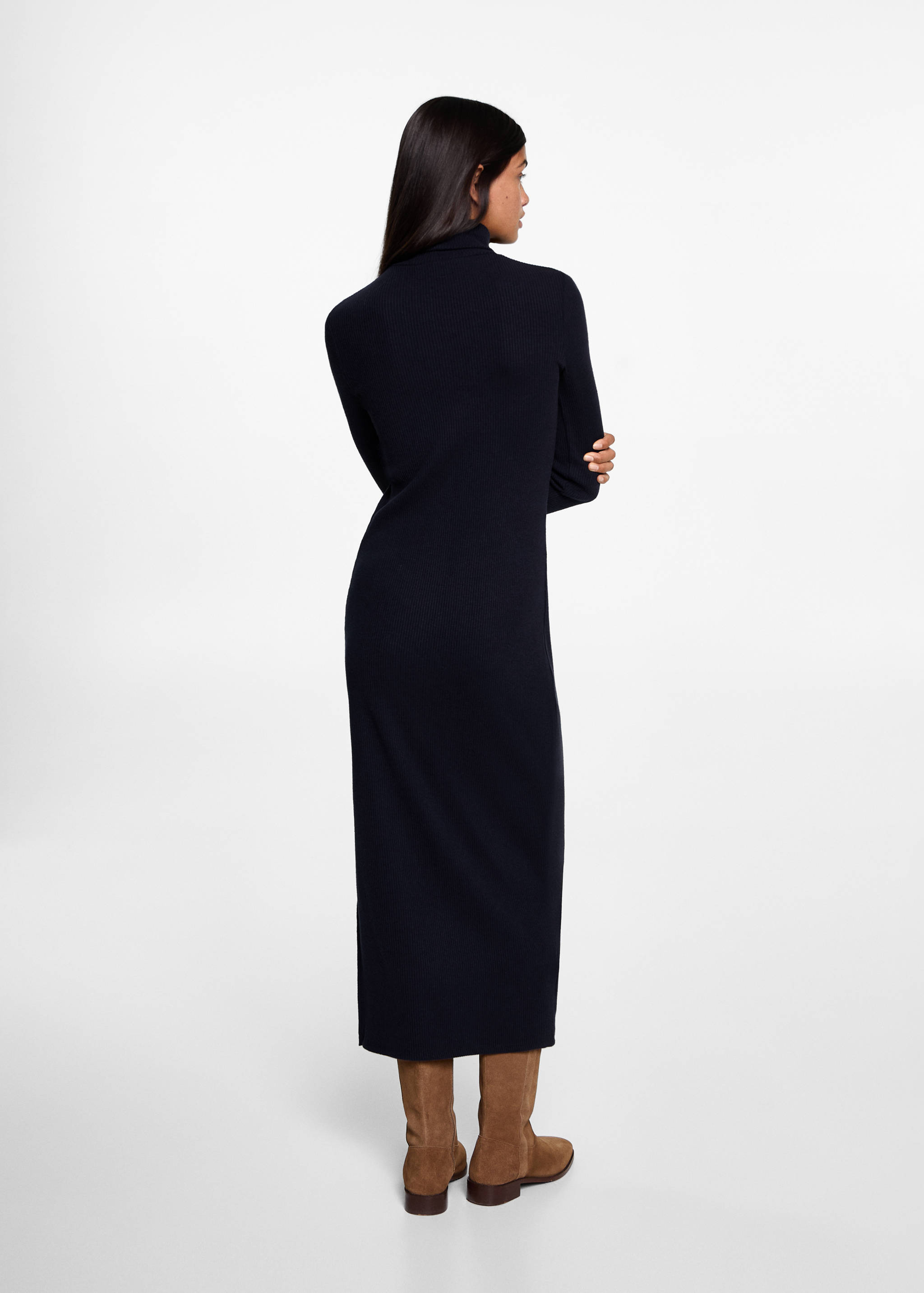 Turtle neck dress - Reverse of the article
