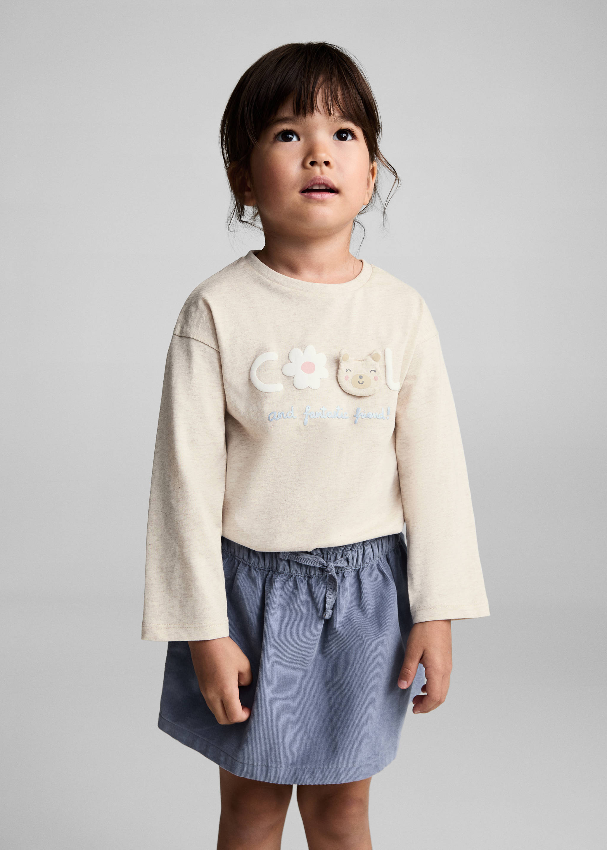 Camiseta diseño animado - Plano medio