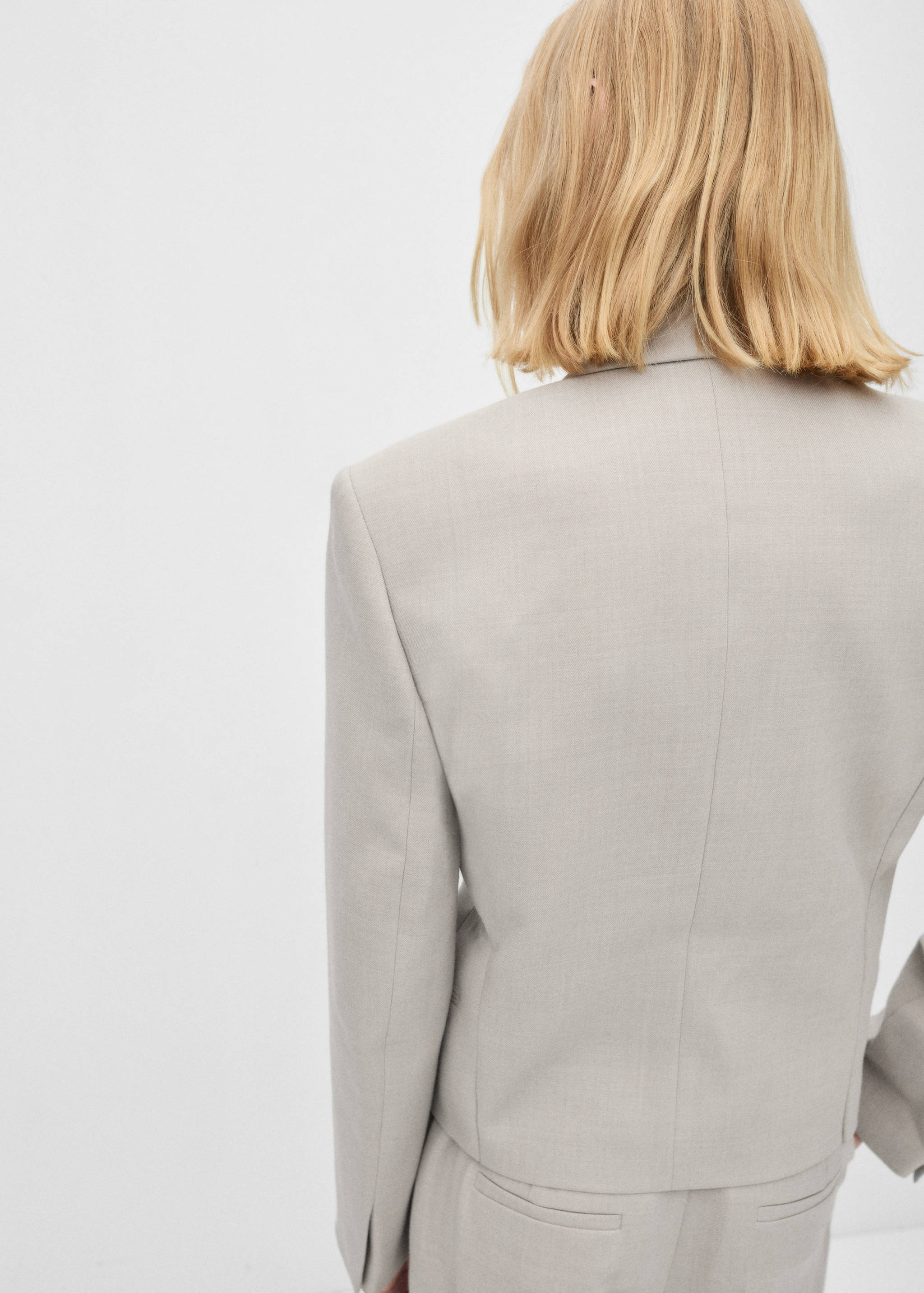 Blazer traje cruzada - Reverso del artículo