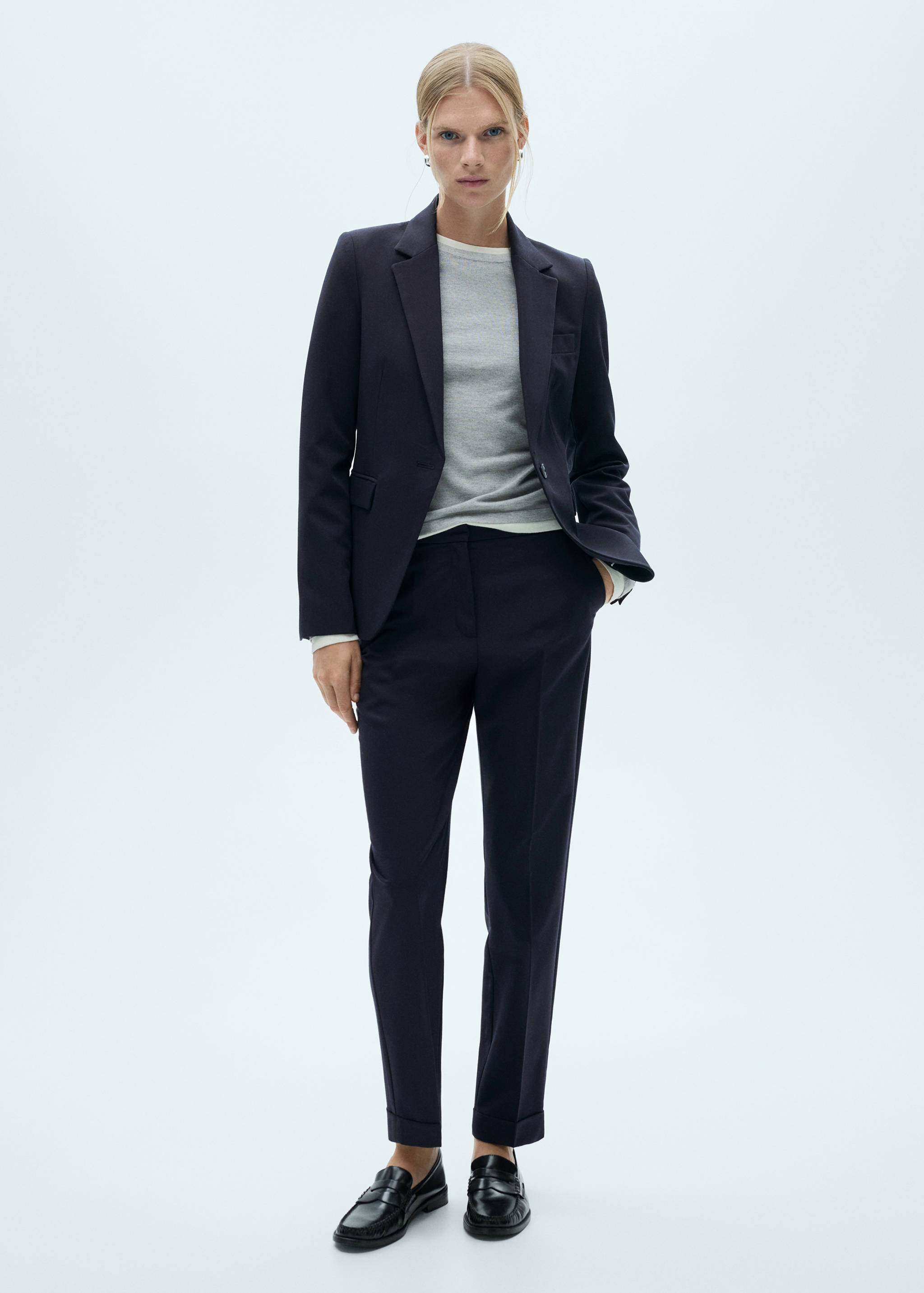 Прямые костюмные брюки - Общий план