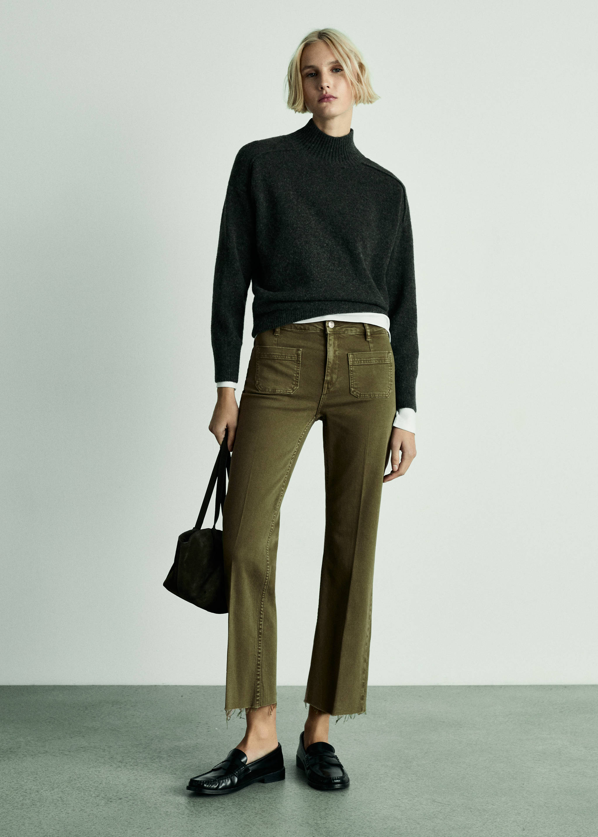 Flared cropped jeans with pockets - General plane