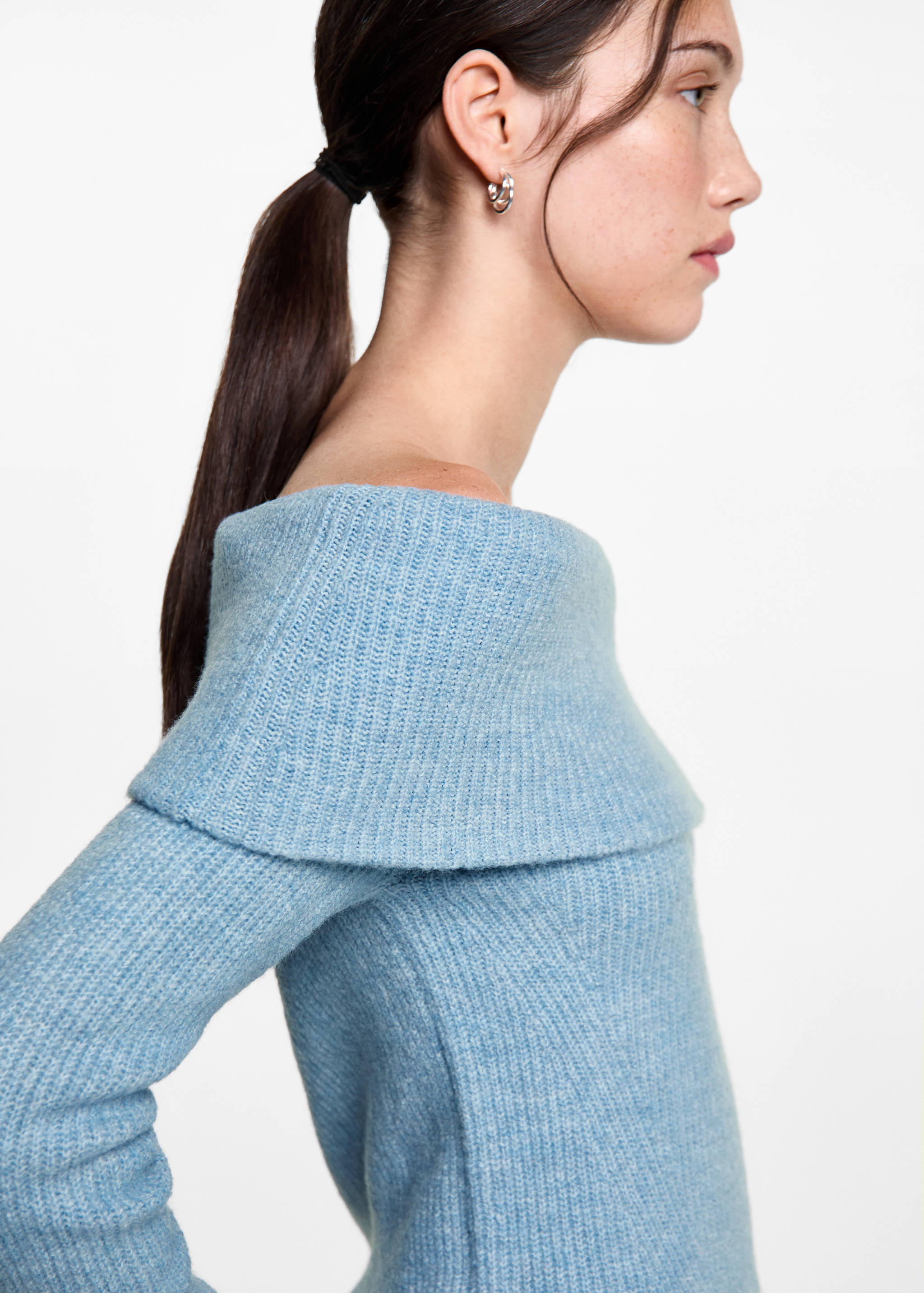 Jersey punto hombros descubiertos - Detalle del artículo 1