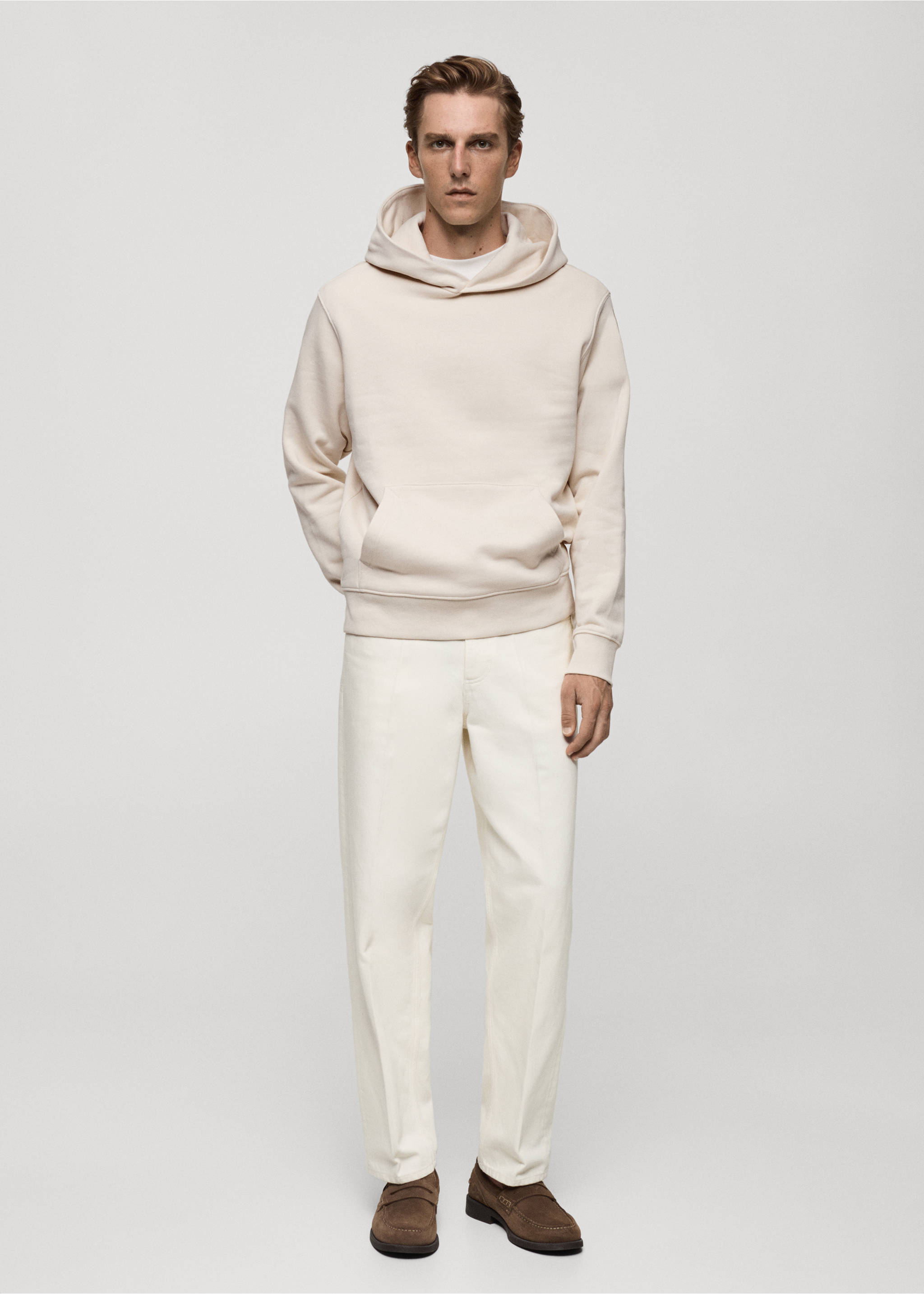 Cream hooded sweatshirt with a kangaroo pocket, styled with matching trousers., Ecru. Ref: 77027115-00.
