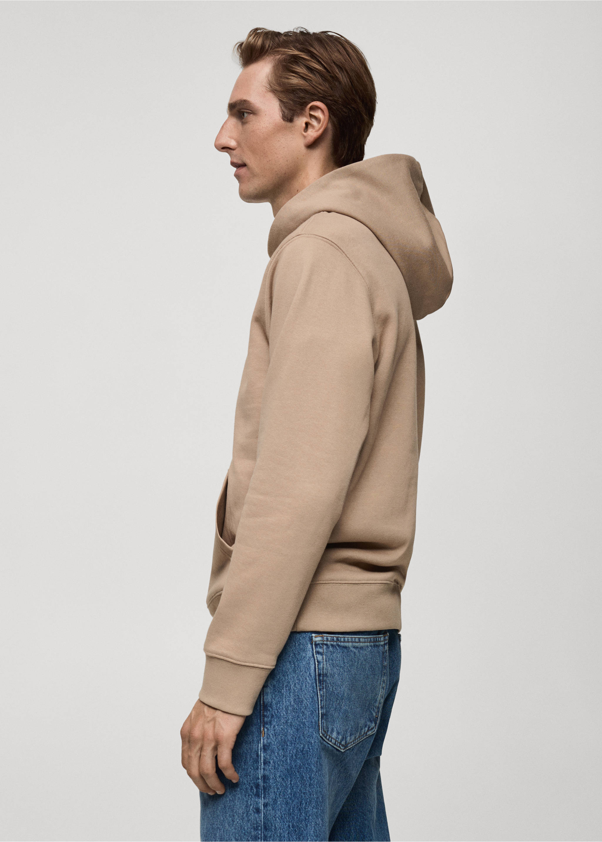 Beige hoodie with a hood and kangaroo pocket, side view., Medium Brown. Ref: 77027115-00.