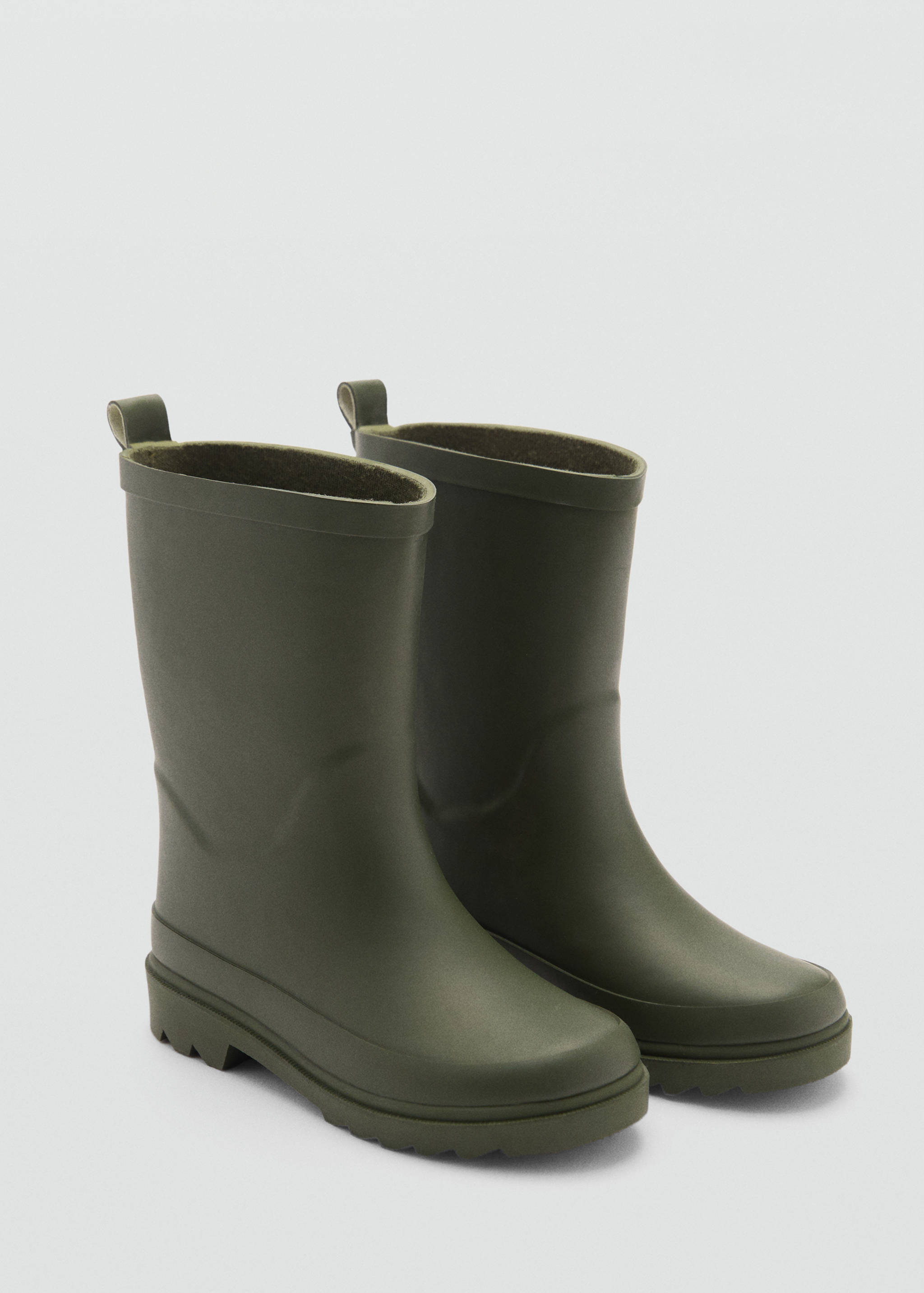 Bottes de pluie - Plan moyen
