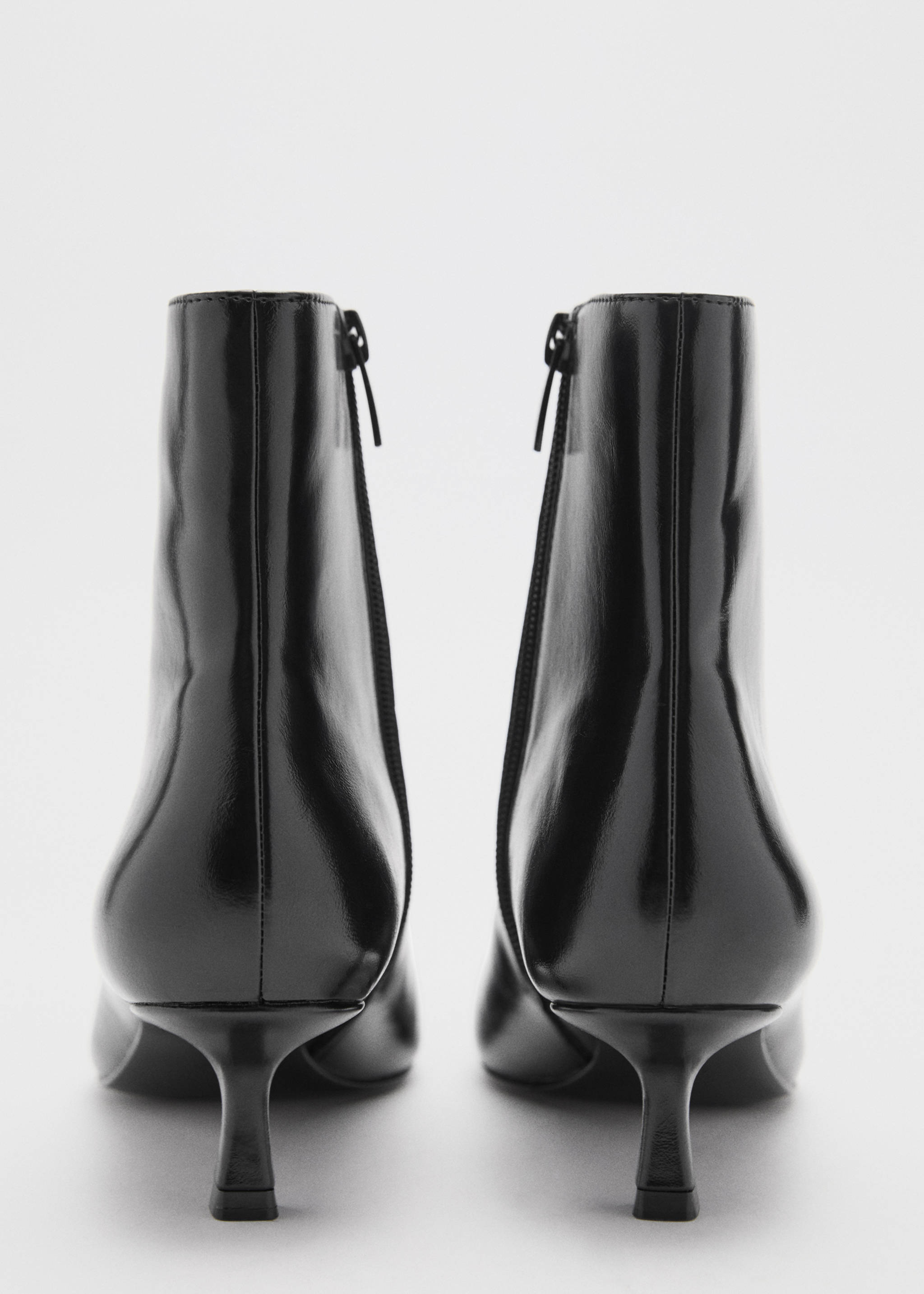 Kitten heel ankle boots - Details of the article 1