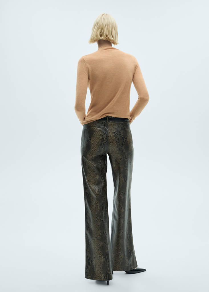 Fine-knit sweater with perkins neck — Medium Brown
