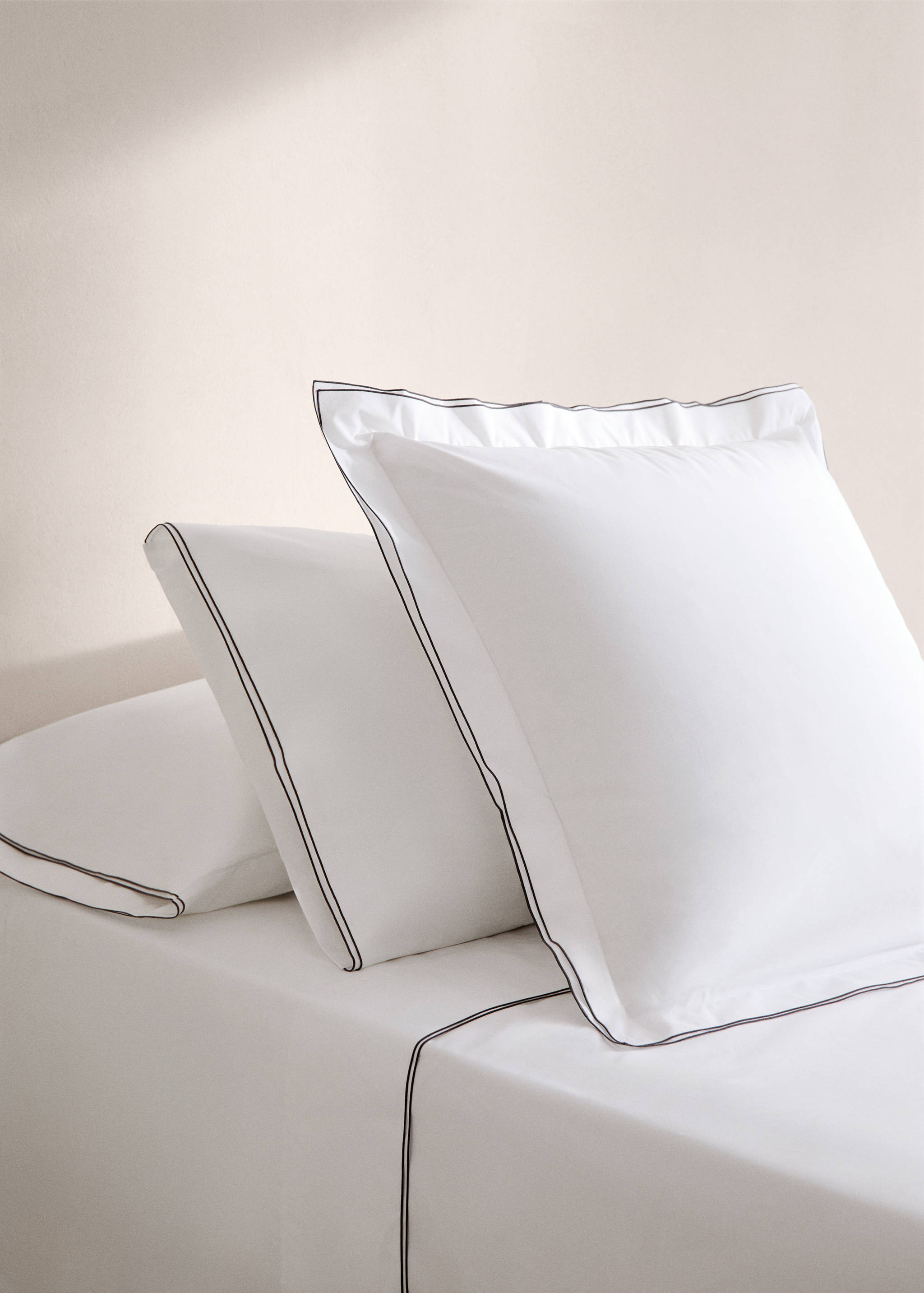 Double-embroidered pillowcase 45x110cm - General plane