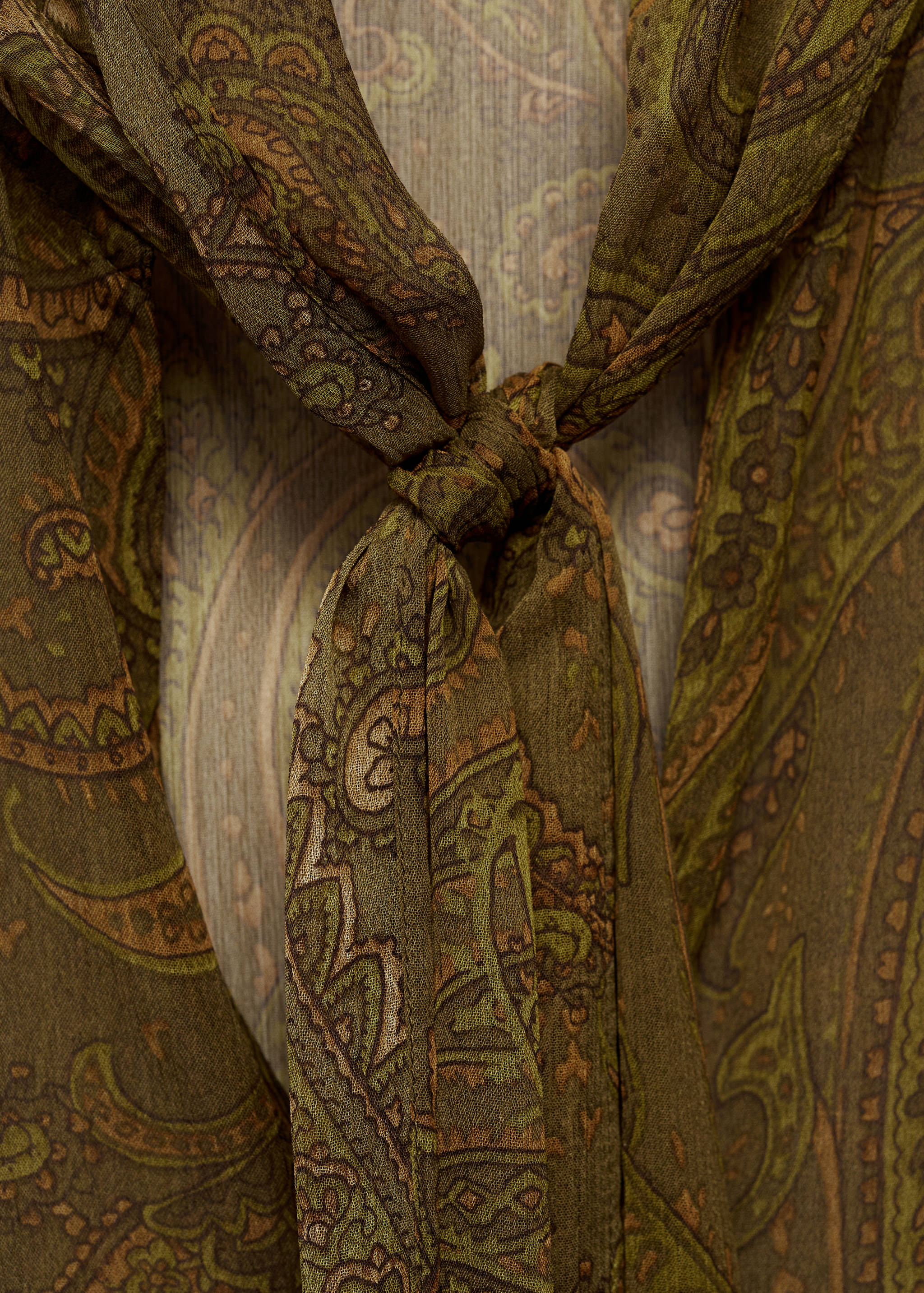 Bow printed blouse - Details of the article 8