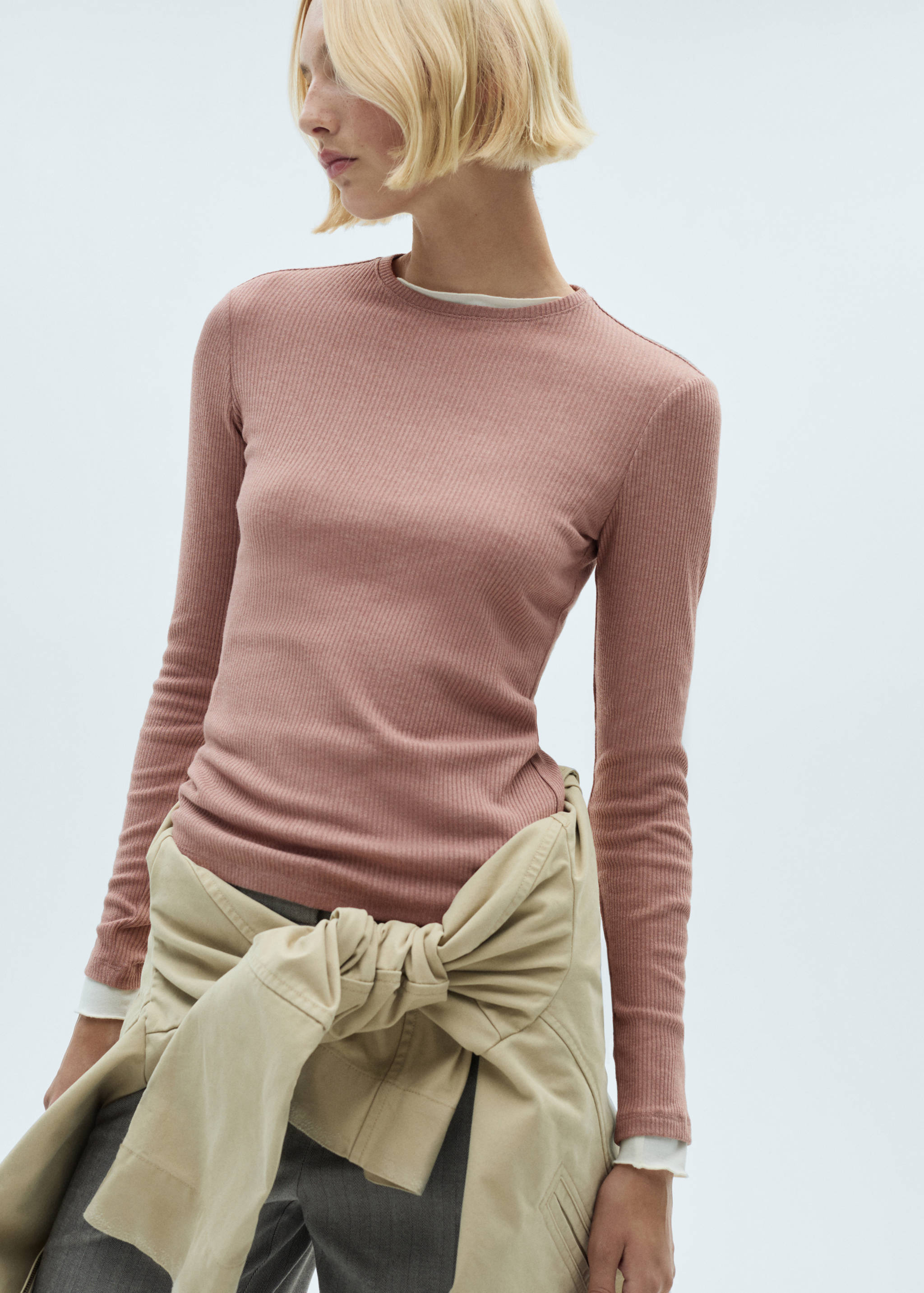 T-shirt maille côtelée - Plan moyen